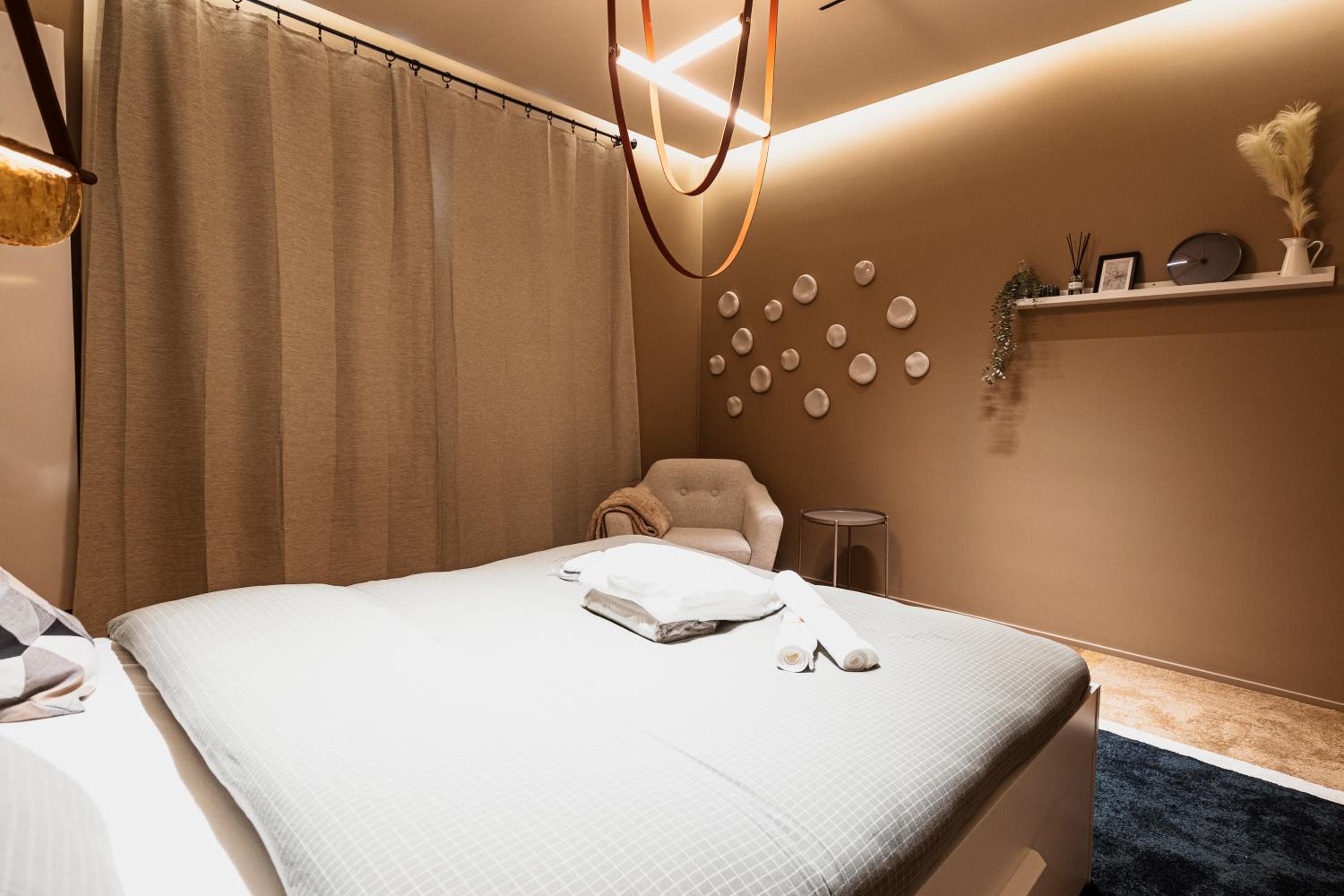 Golden Dove Luxury Apartment