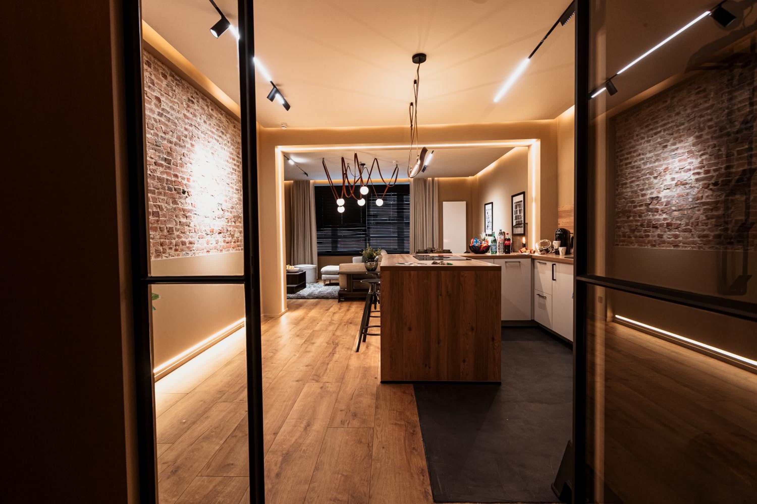 Golden Dove Luxury Apartment