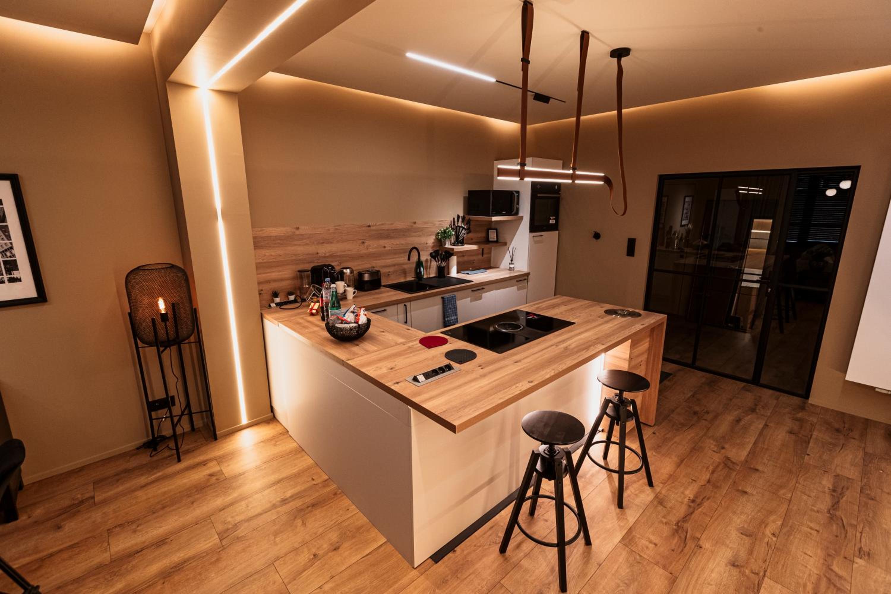 Golden Dove Luxury Apartment