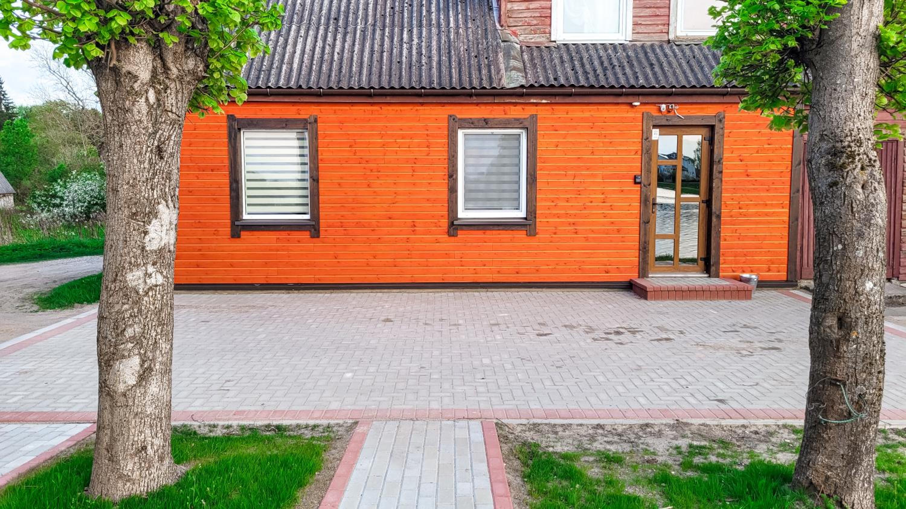 Hotel Butas ant ežero kranto - Image 1