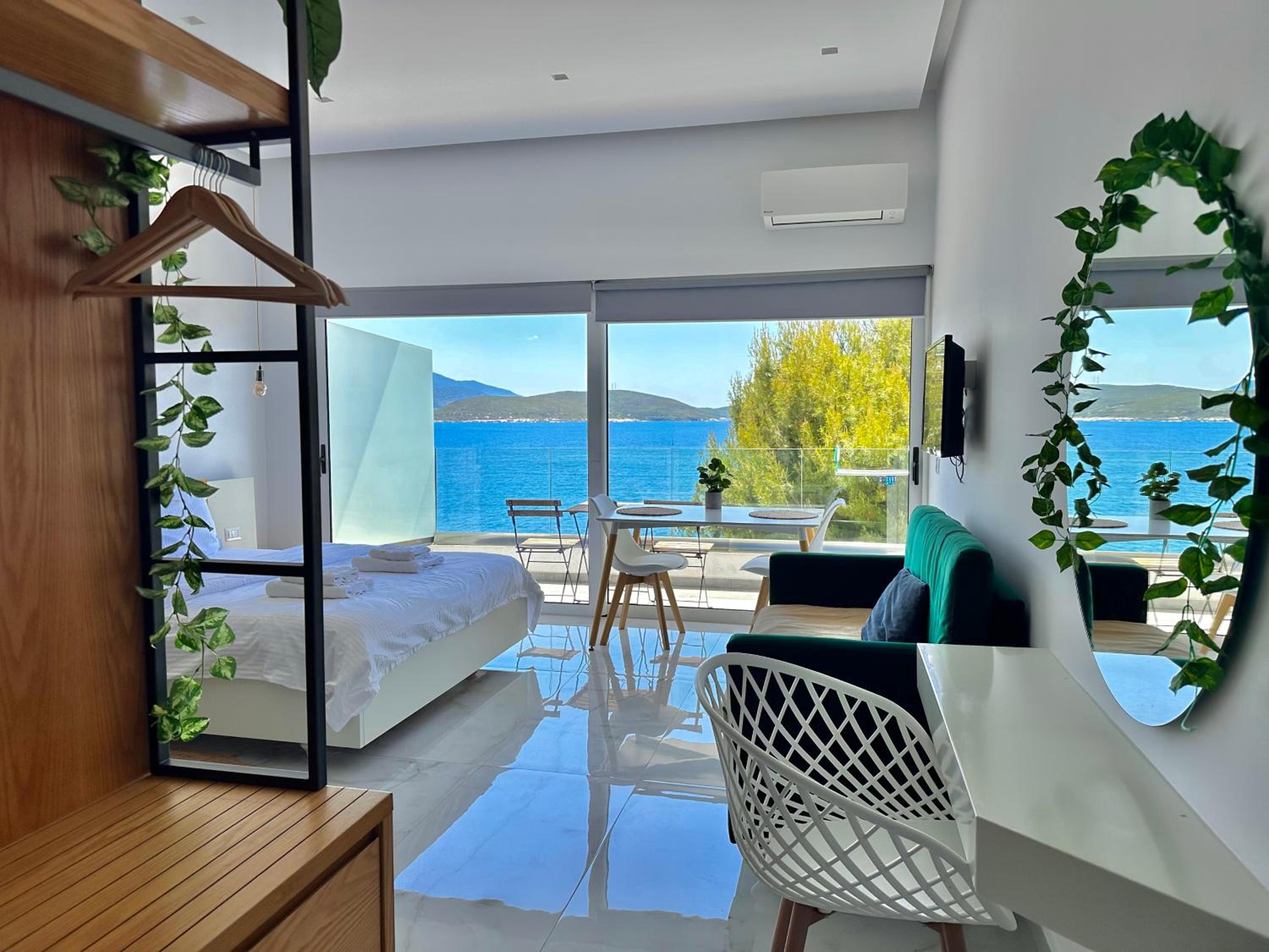 Sea Horizon Vsl Suites & Apartments