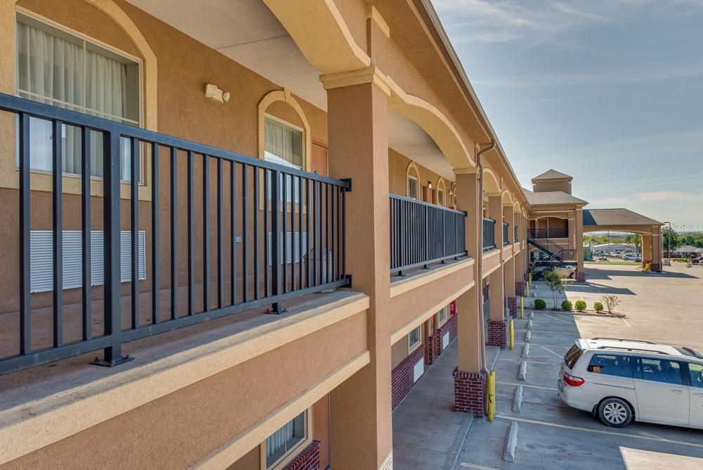 Executive Inn & Suites Cushing