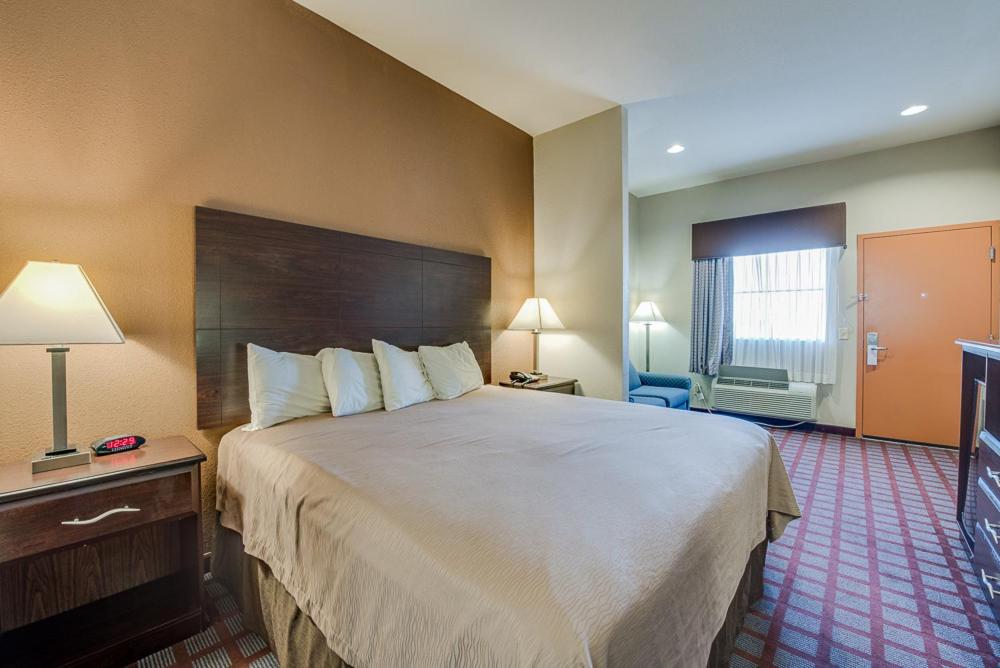 Executive Inn & Suites Cushing