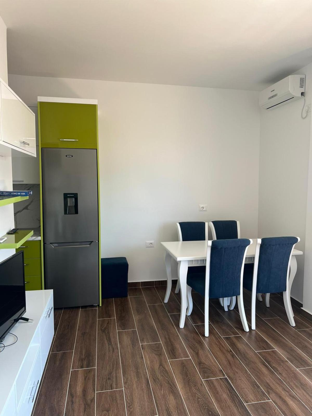 Djonis Apartment