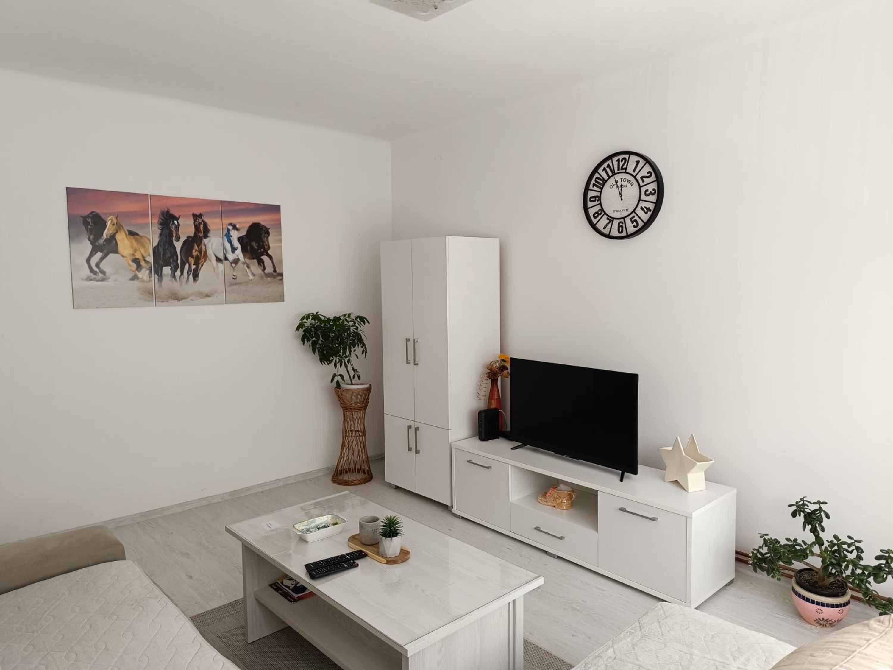 White & Tidy - Apartment Sarajevo