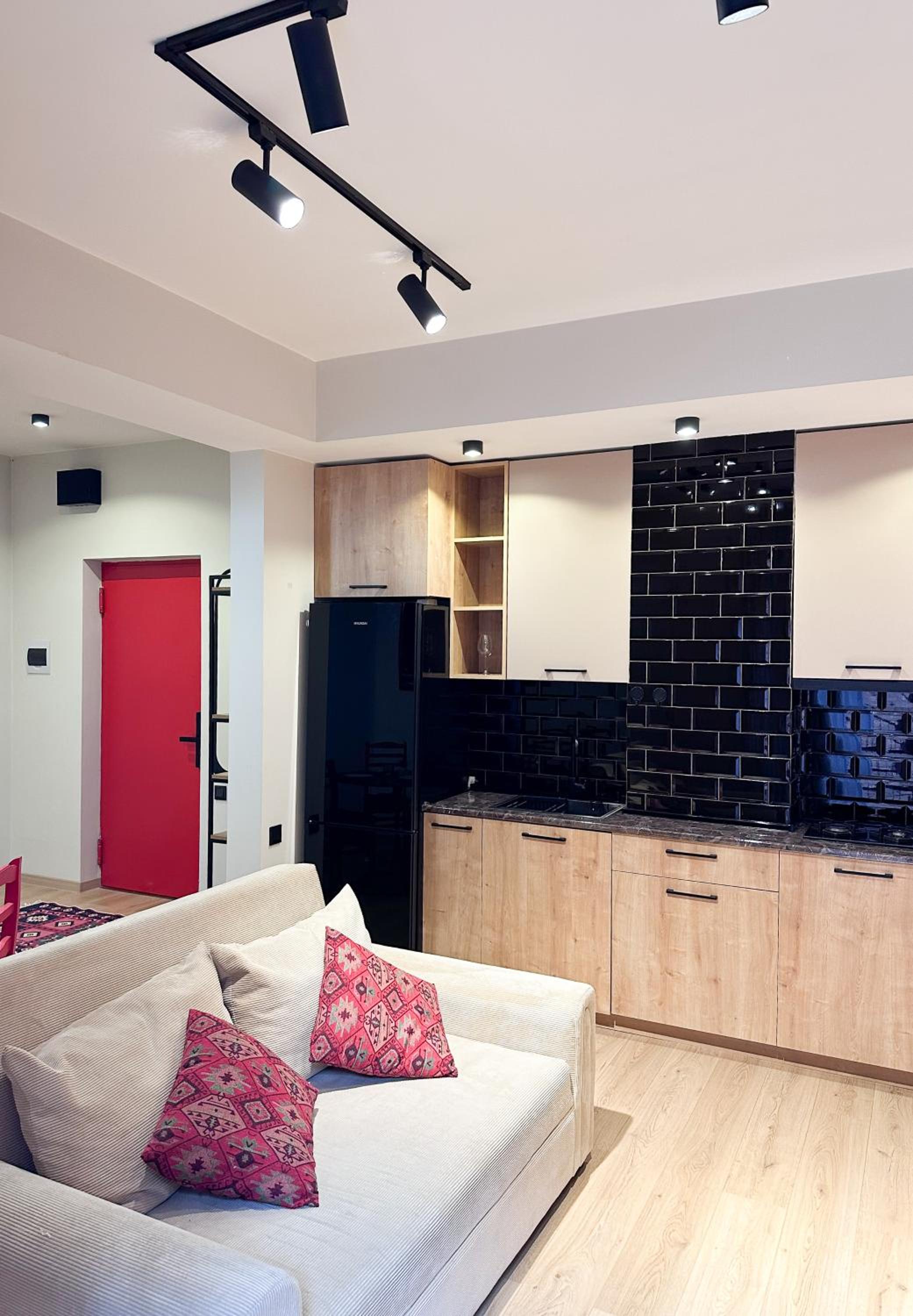 Dias Apartment with work space view 5