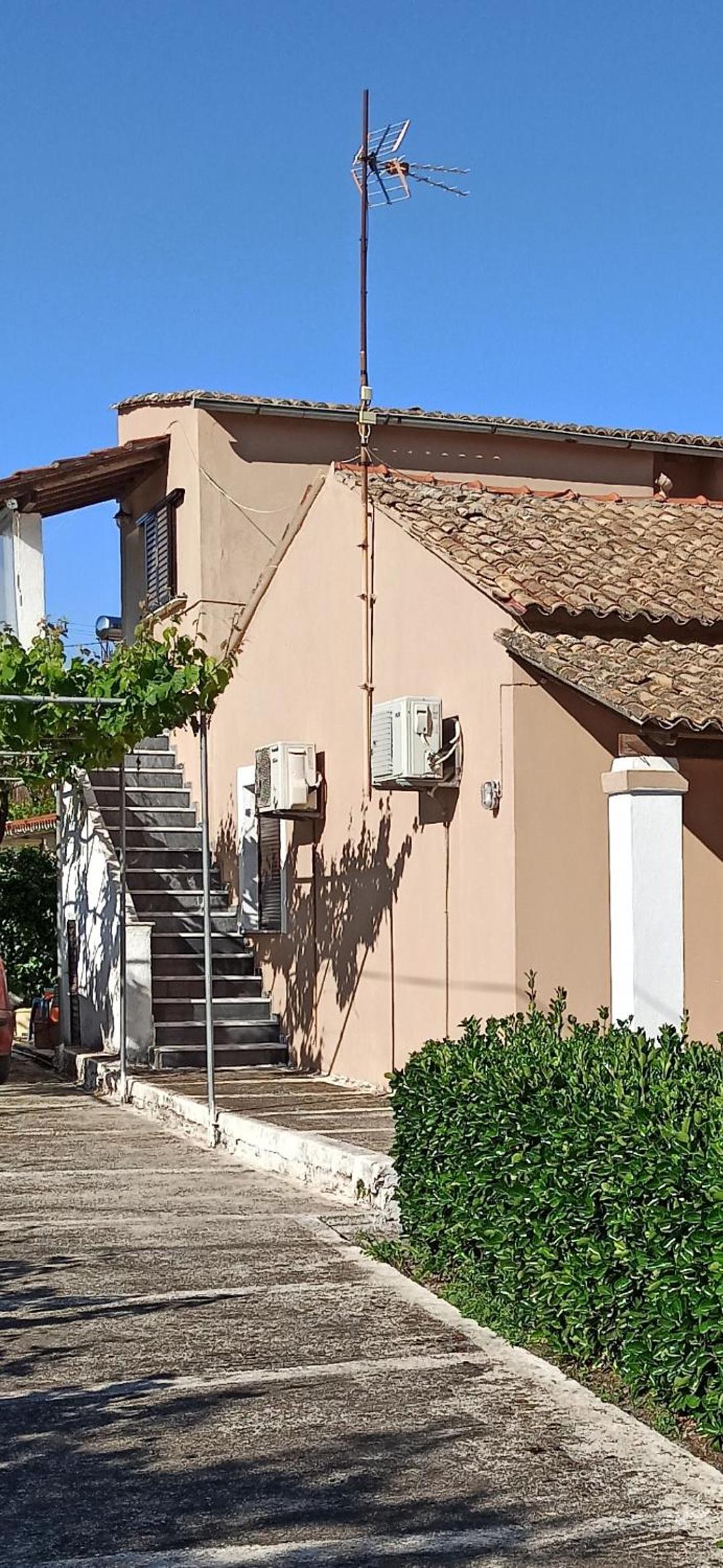 Christodoulos Apartment