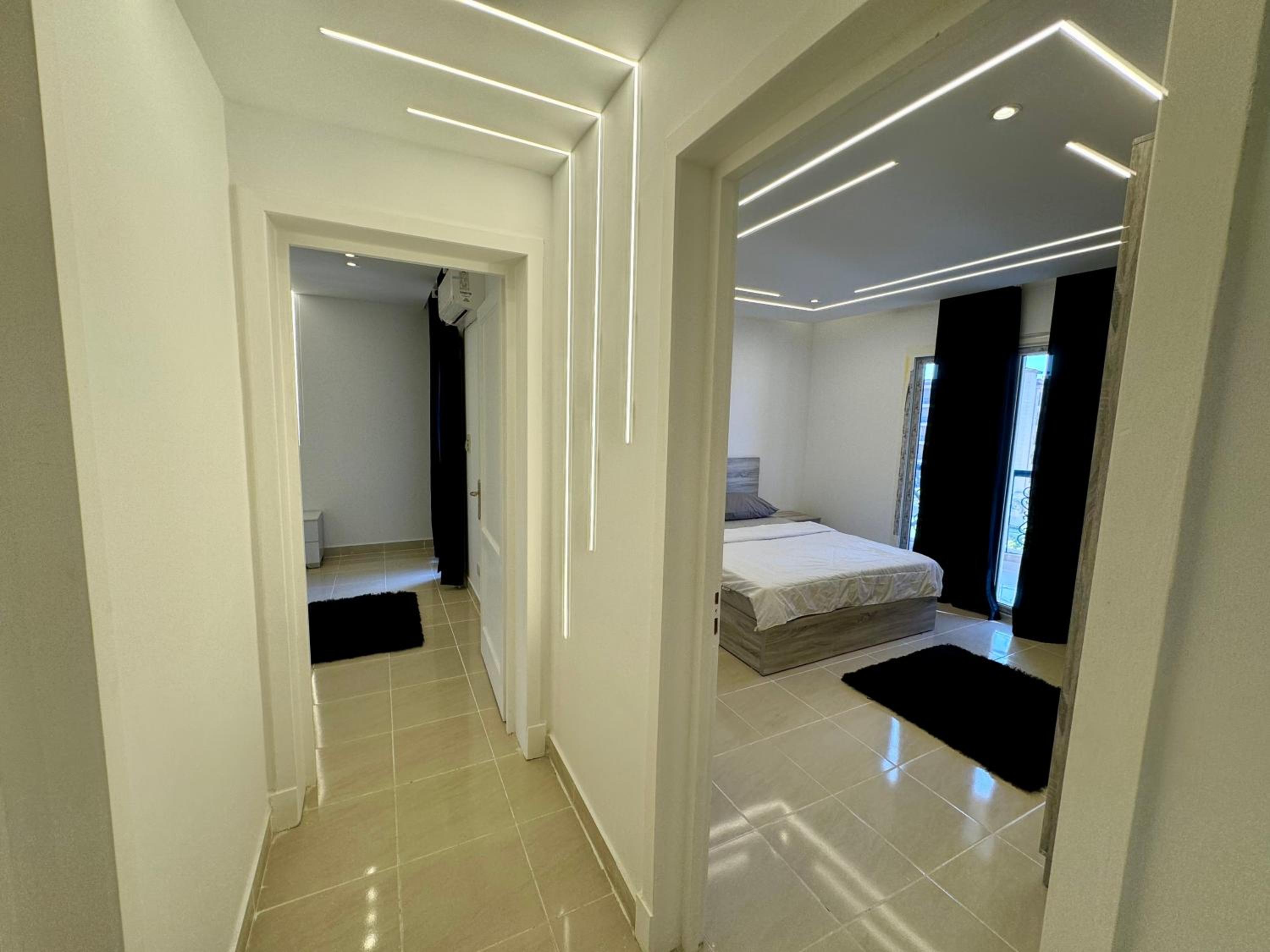 Luxurious 2 Bedrooms In Rehab City