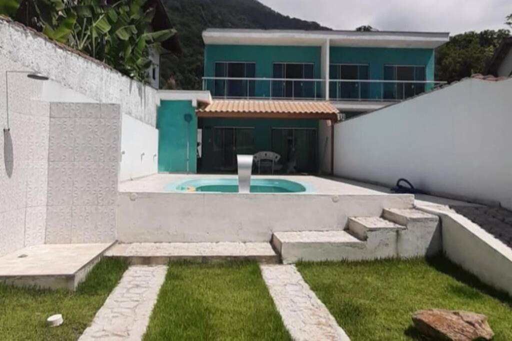 Casa com piscina Praia da Lagoinha