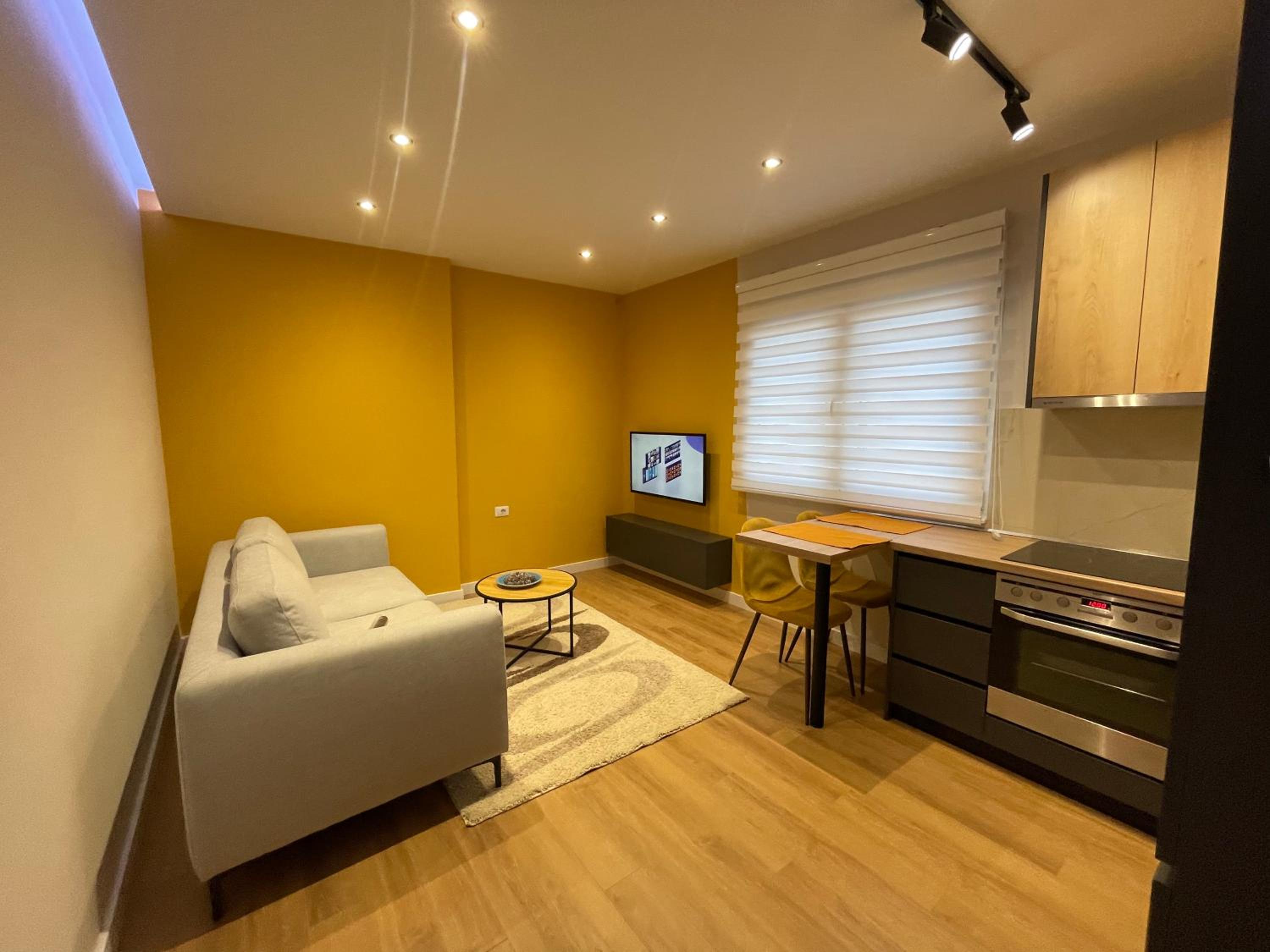 Central Modern Apartment