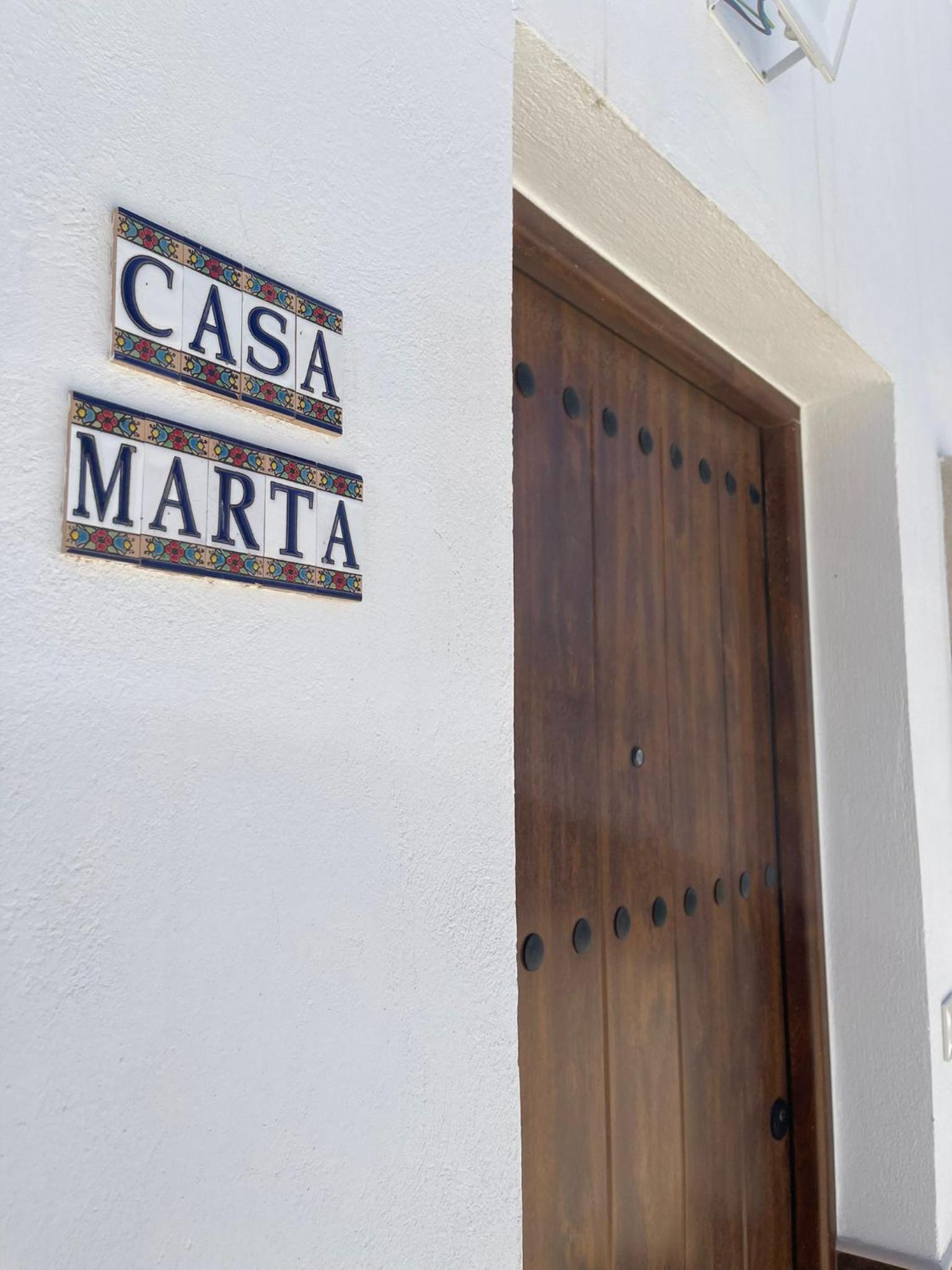 CASA LAURA, CASA MARTA y CASA INES