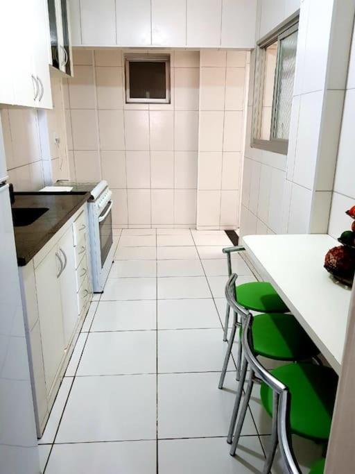 Apartamento de frente para o mar -NOVEMBRO E DEZEMBRO SEM ELEVADOR PRAIA DO MORRO