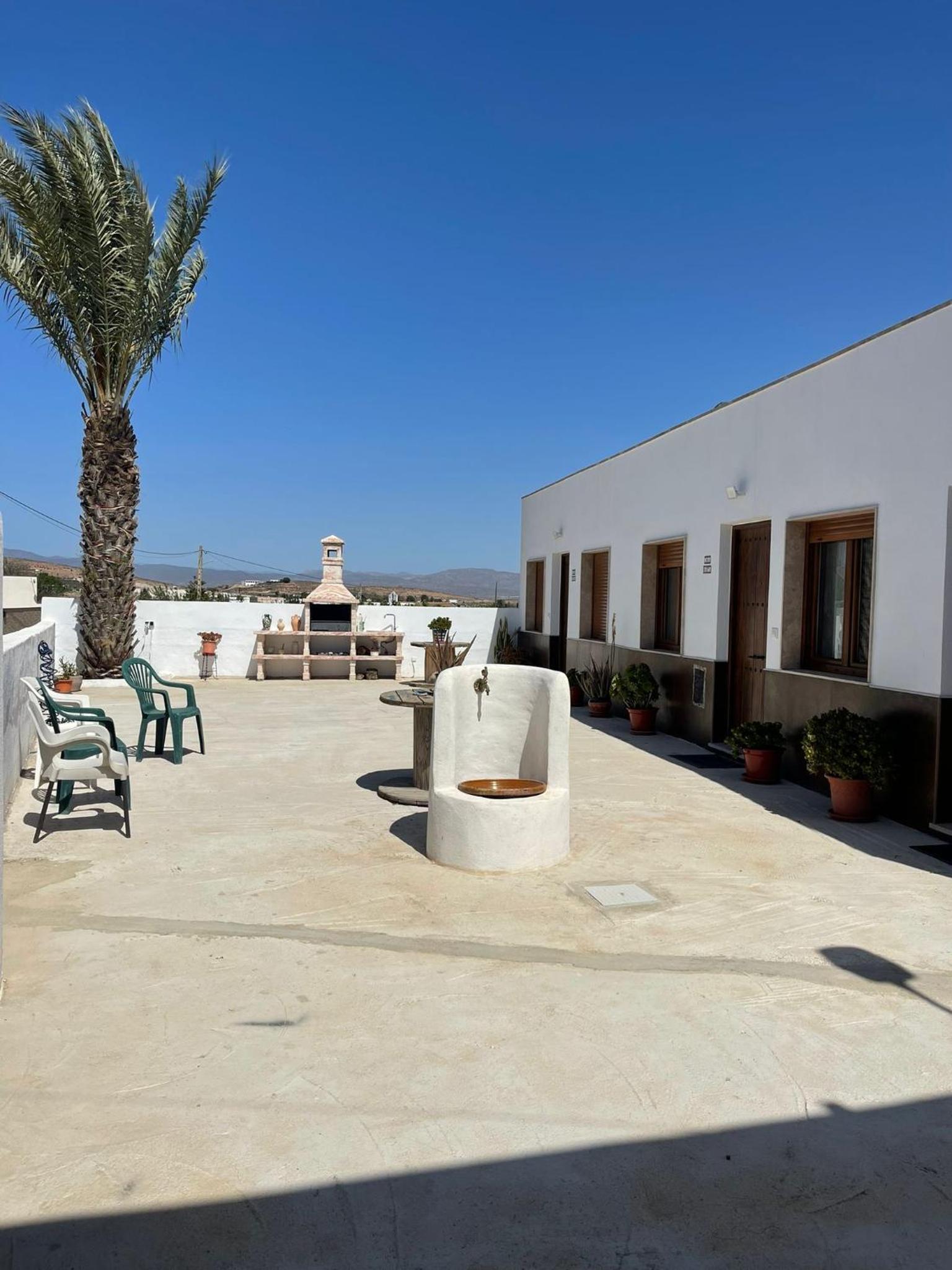 CASA LAURA, CASA MARTA y CASA INES