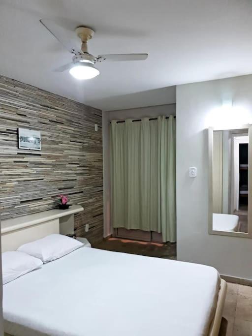 Apartamento de frente para o mar -NOVEMBRO E DEZEMBRO SEM ELEVADOR PRAIA DO MORRO