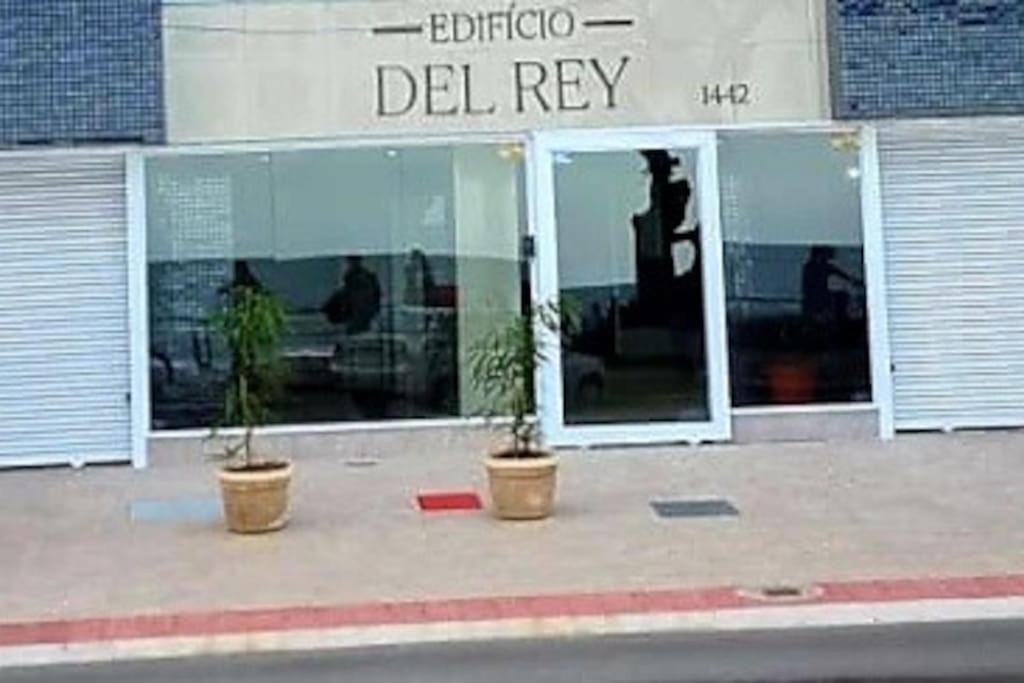 Apartamento de frente para o mar -NOVEMBRO E DEZEMBRO SEM ELEVADOR PRAIA DO MORRO