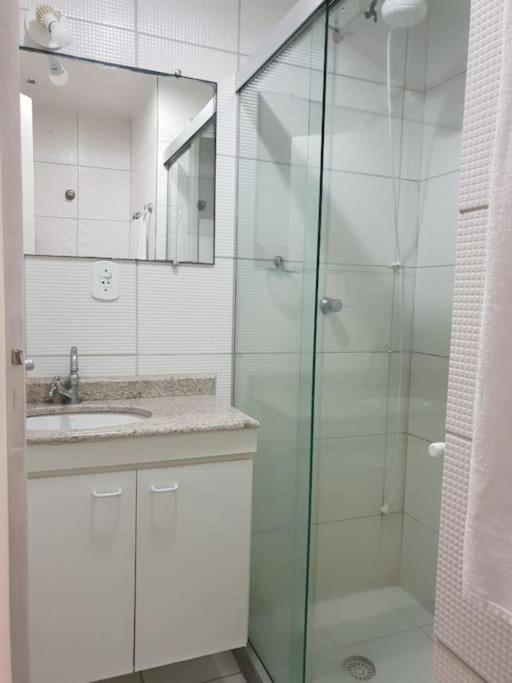 Apartamento de frente para o mar -NOVEMBRO E DEZEMBRO SEM ELEVADOR PRAIA DO MORRO