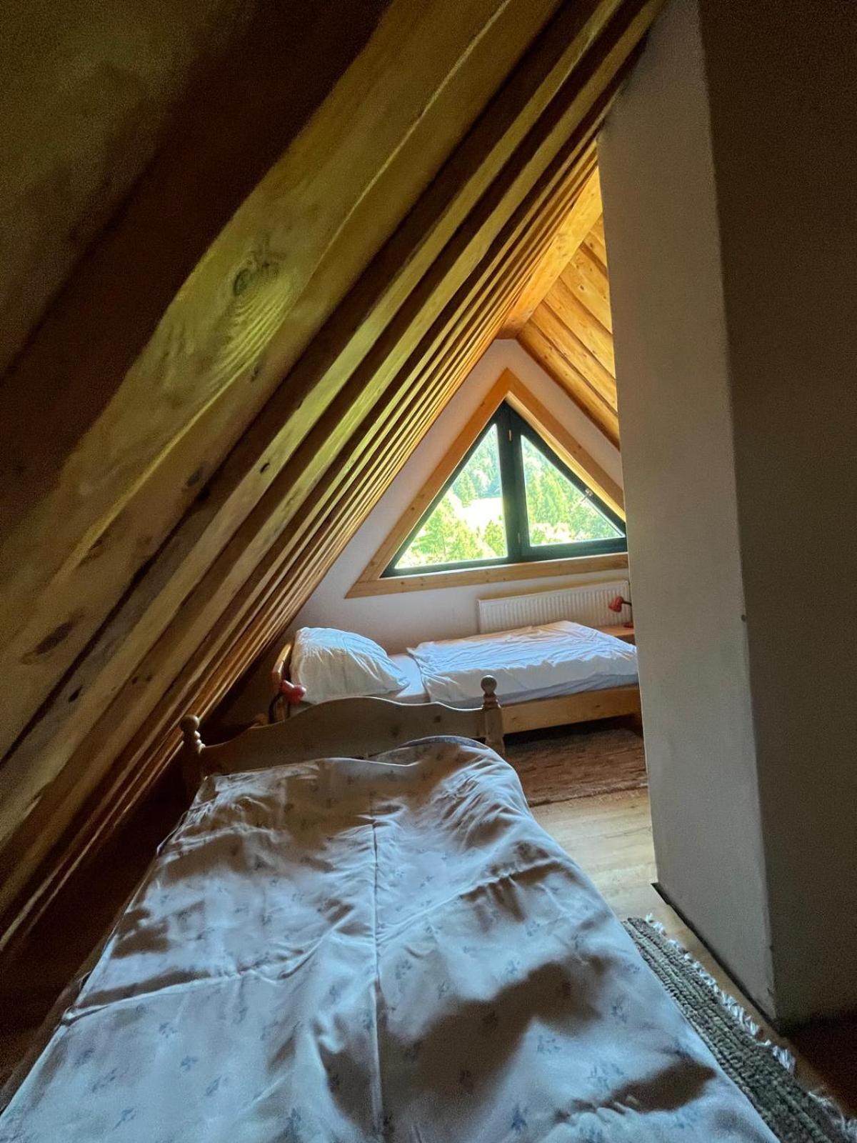 Chata Valika Jezersko