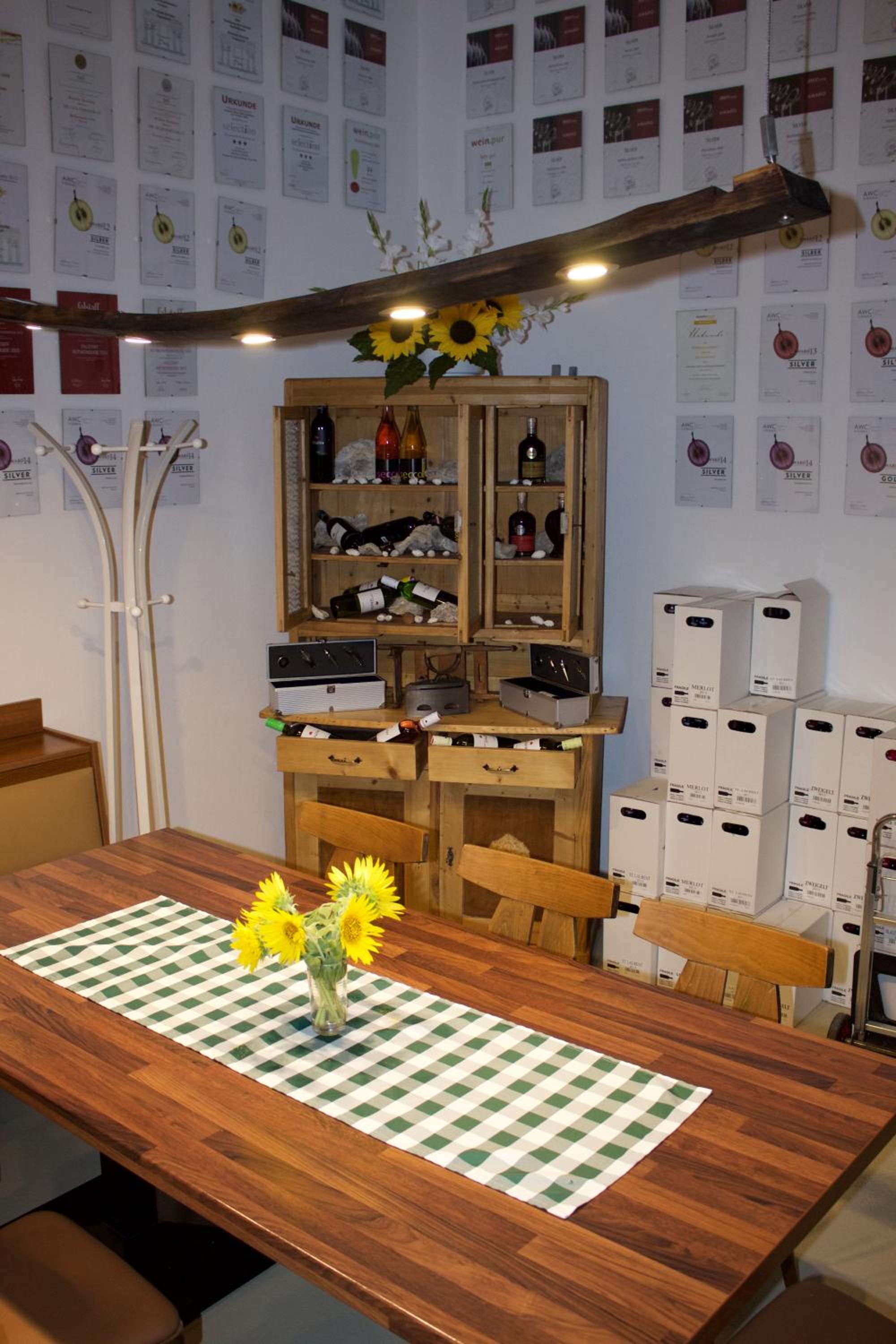 Ferienwohnung über dem Weingut Schüller