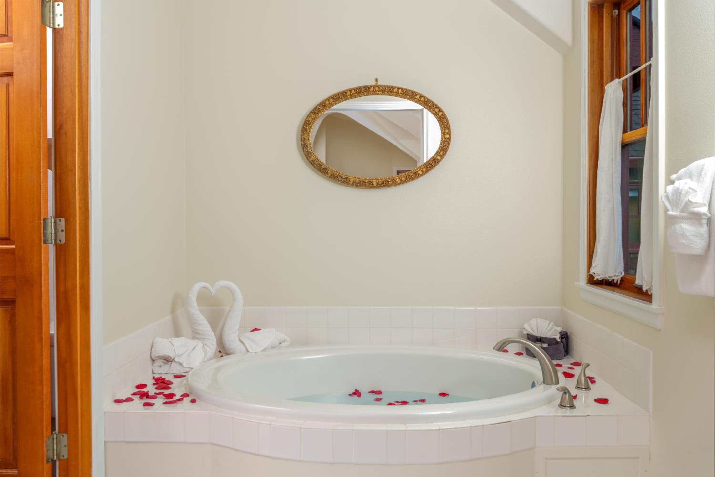 Arch Cape Inn and Retreat
