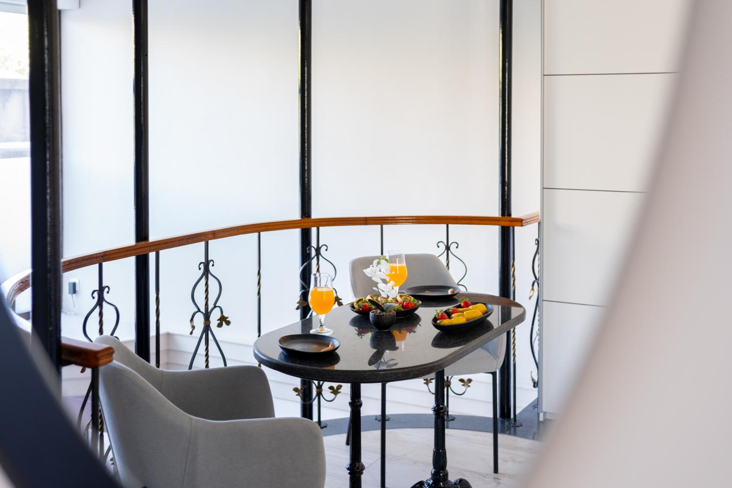balance & terrace