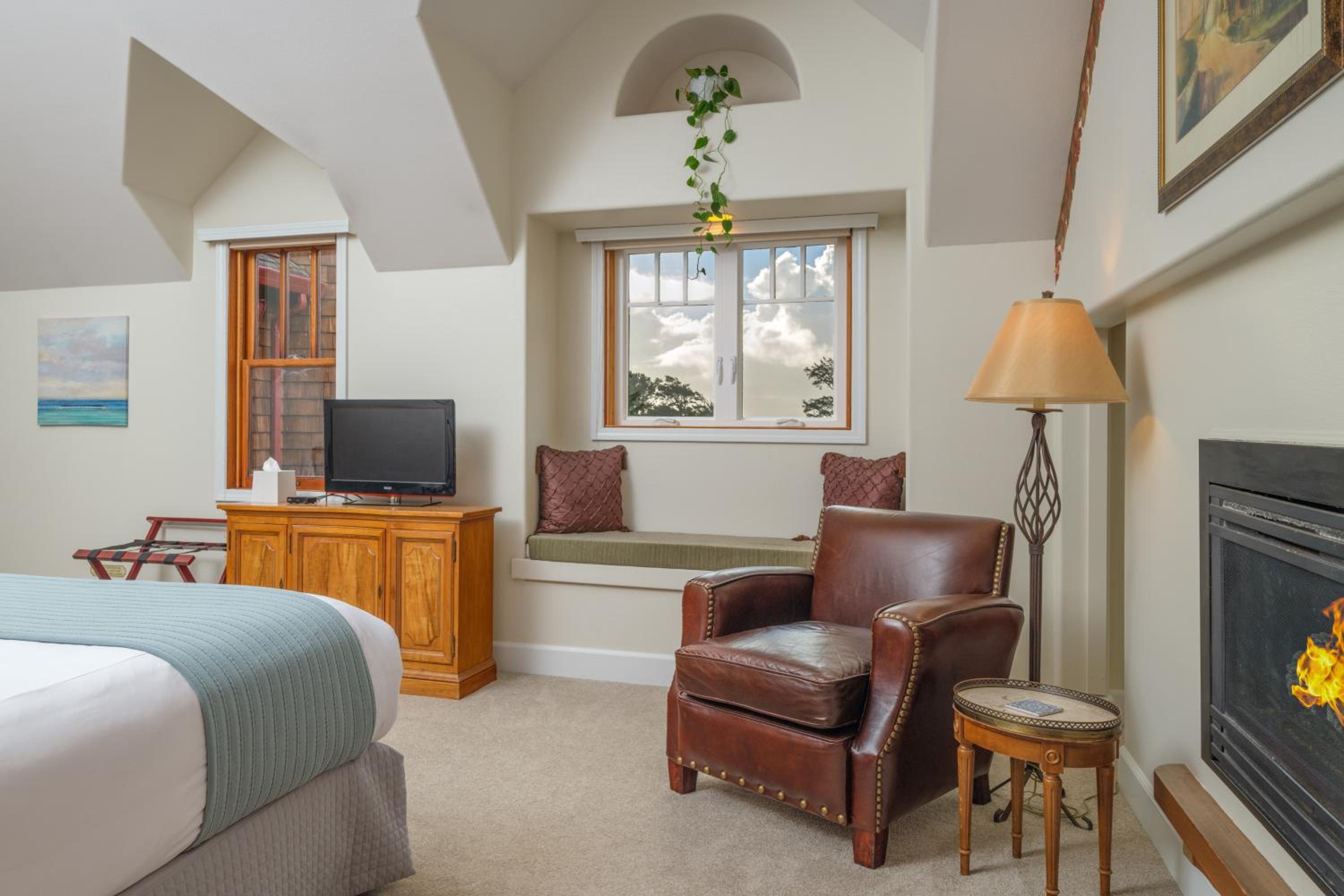 Arch Cape Inn and Retreat