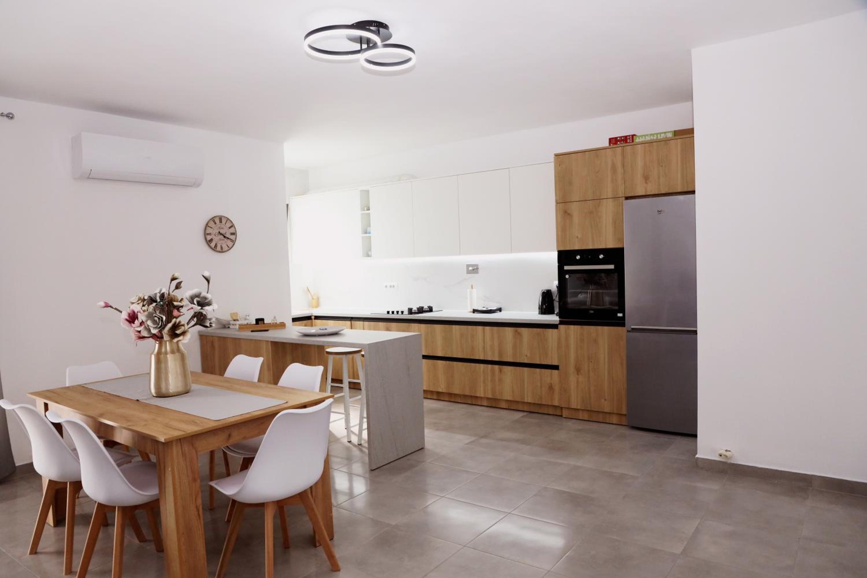 Rajmonda Apartment