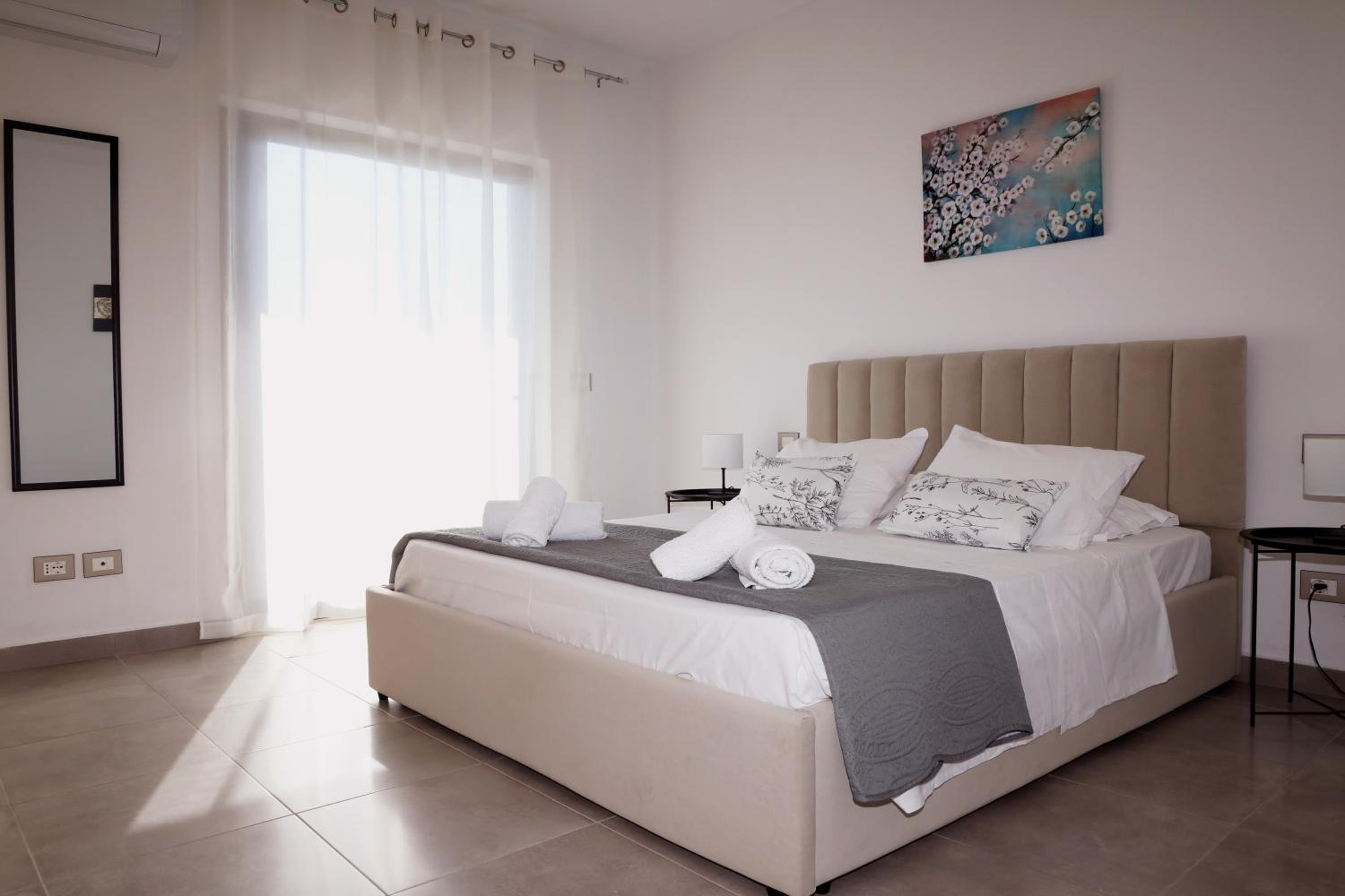 Rajmonda Apartment