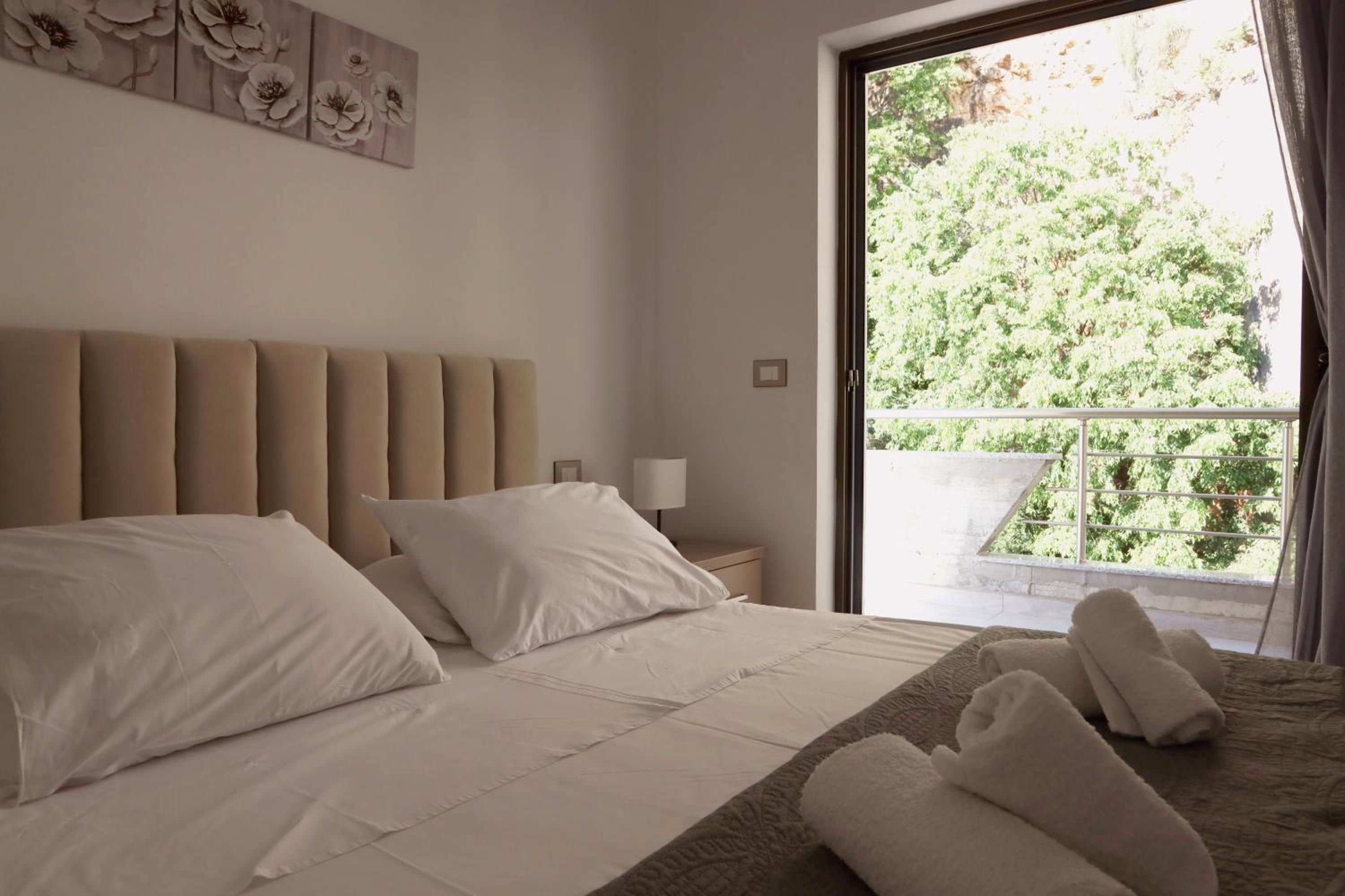 Rajmonda Apartment