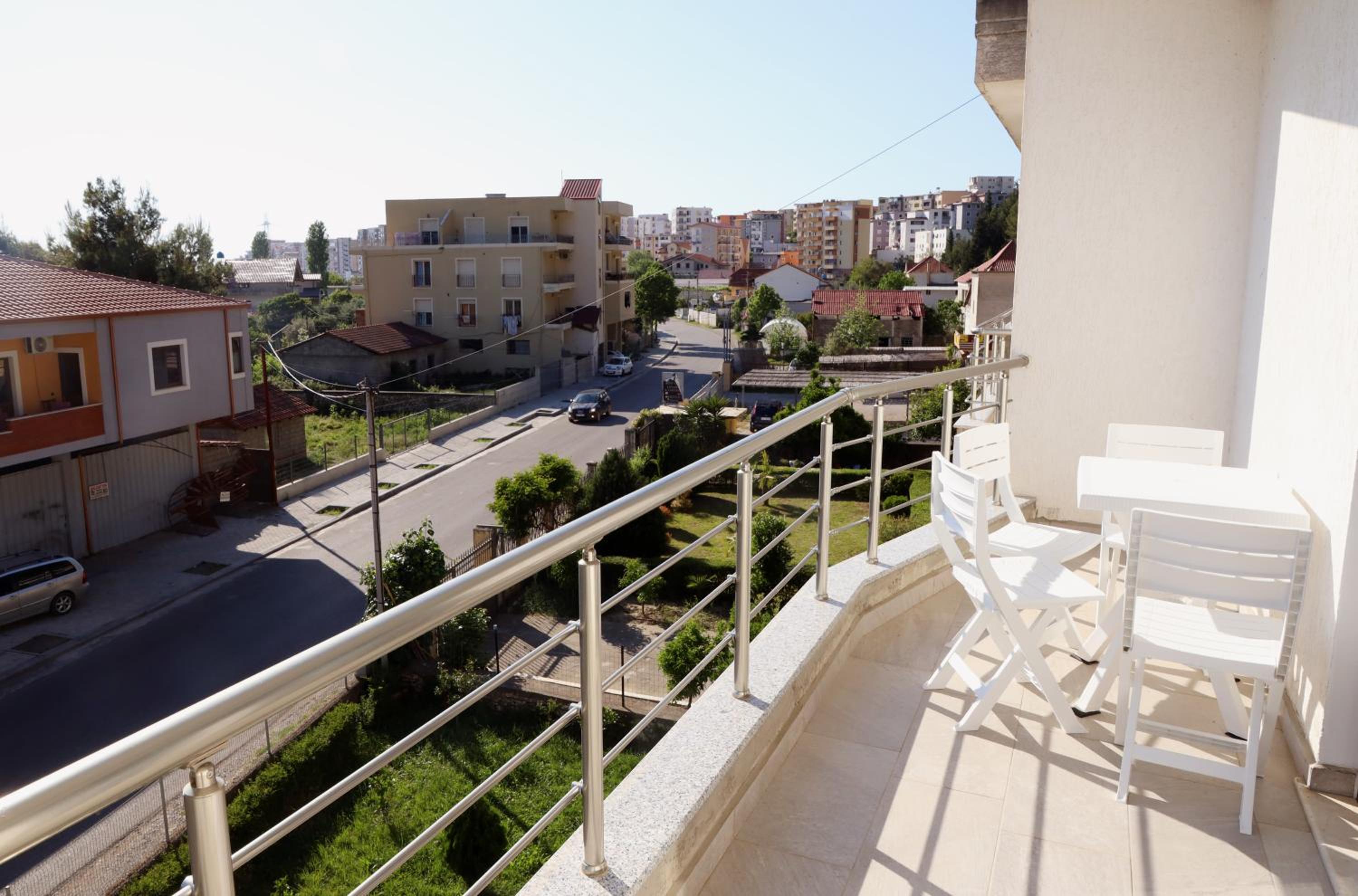 Rajmonda Apartment