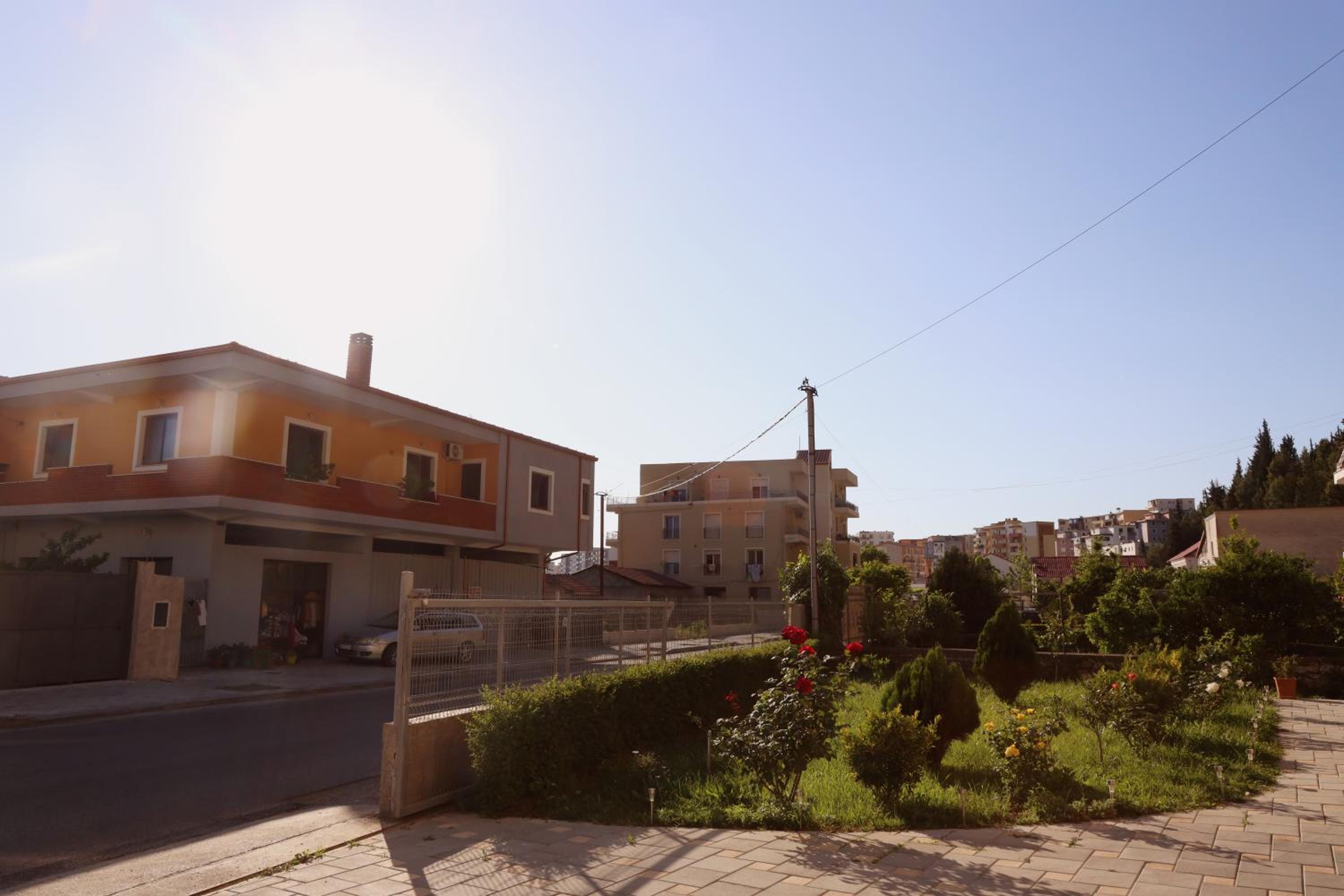 Rajmonda Apartment