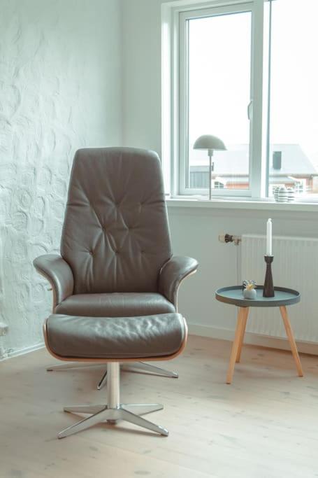 2 BR Apartment for 4 guests in Hoyvík, Tórshavn view 4