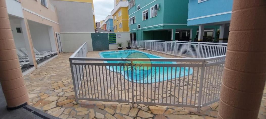 Apartamento no centro da praia com piscina - AP 80