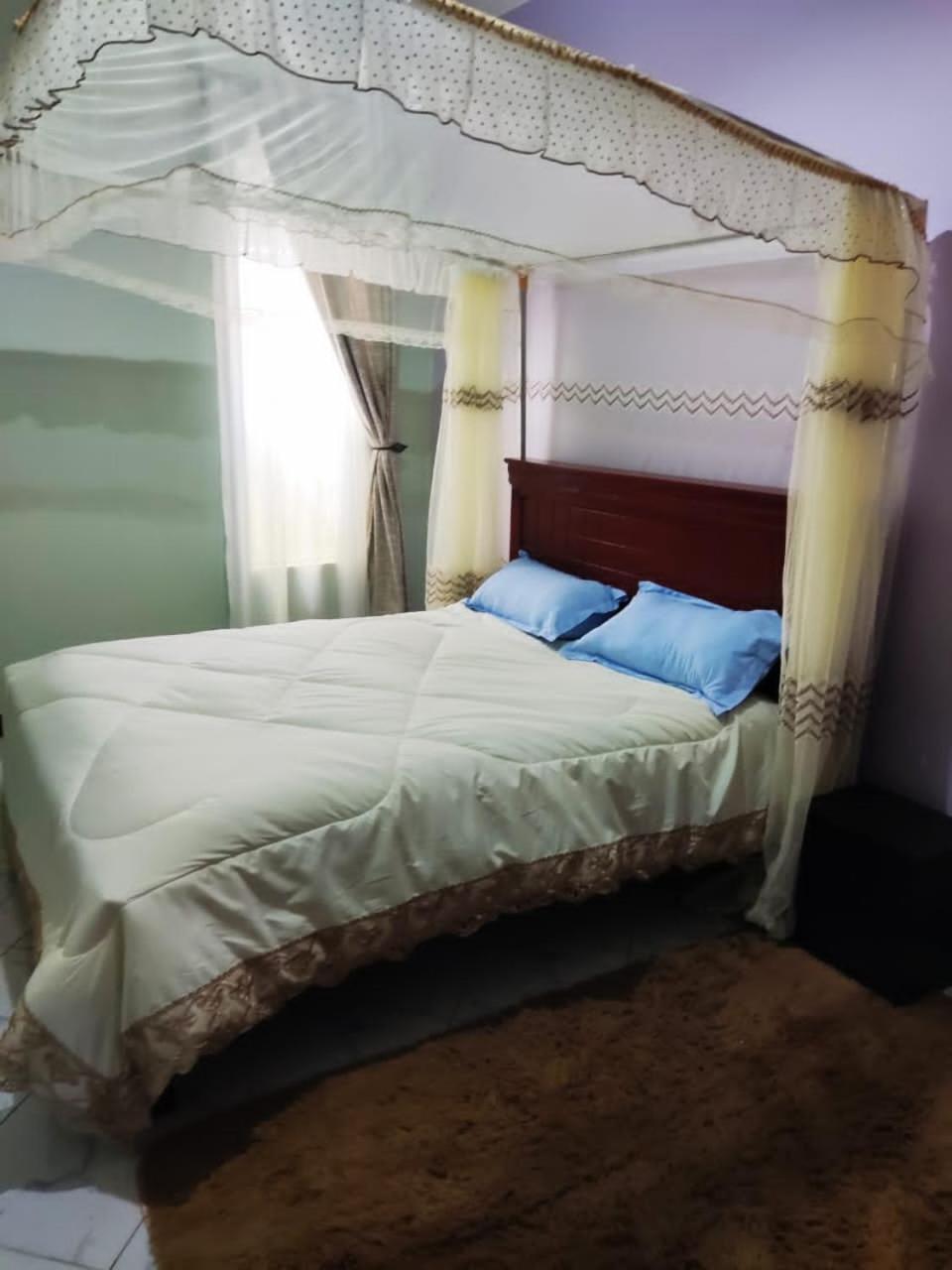 VaanaKabod Cozy Home, Munyonyo view 5