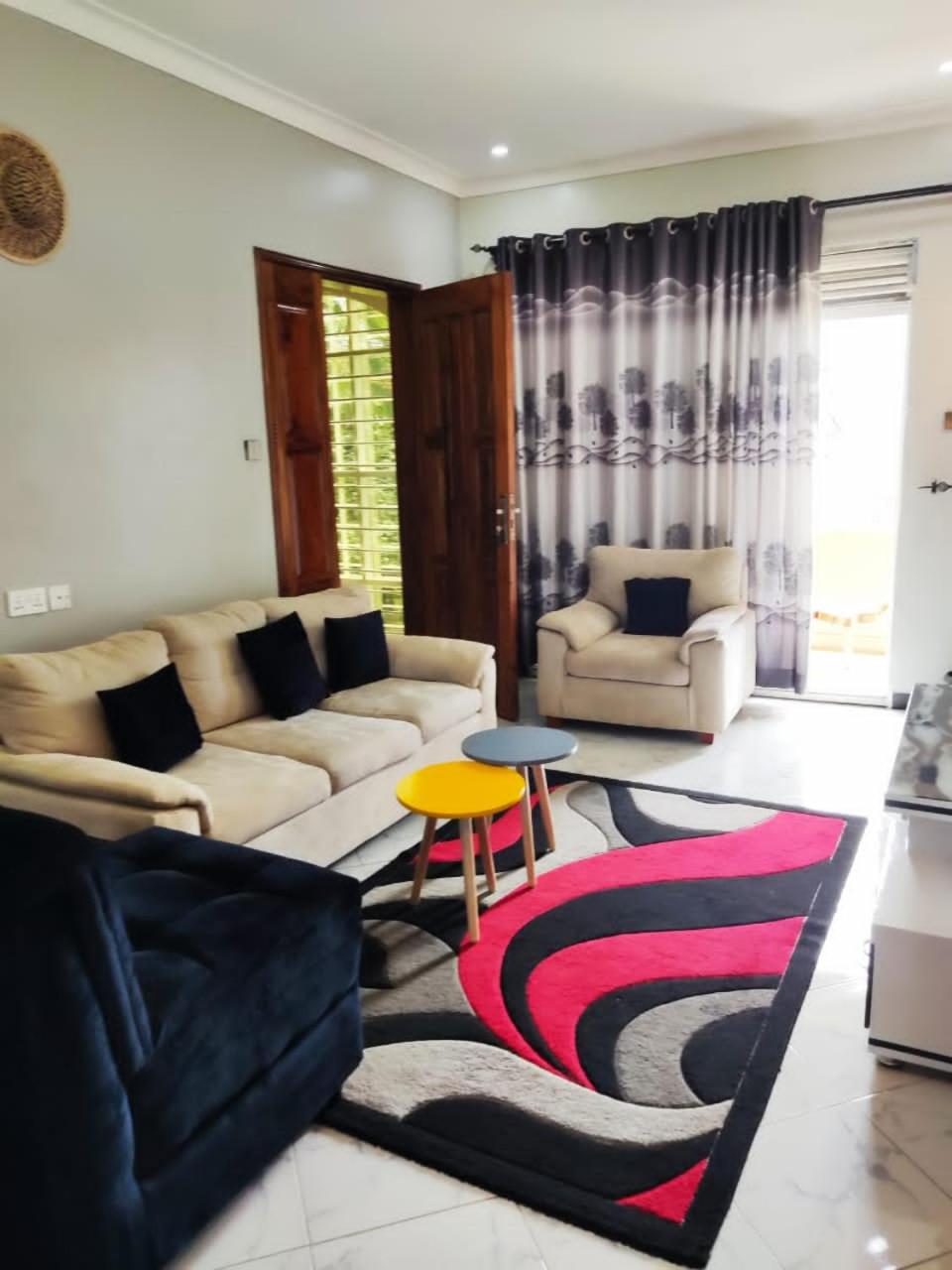 VaanaKabod Cozy Home, Munyonyo view 4