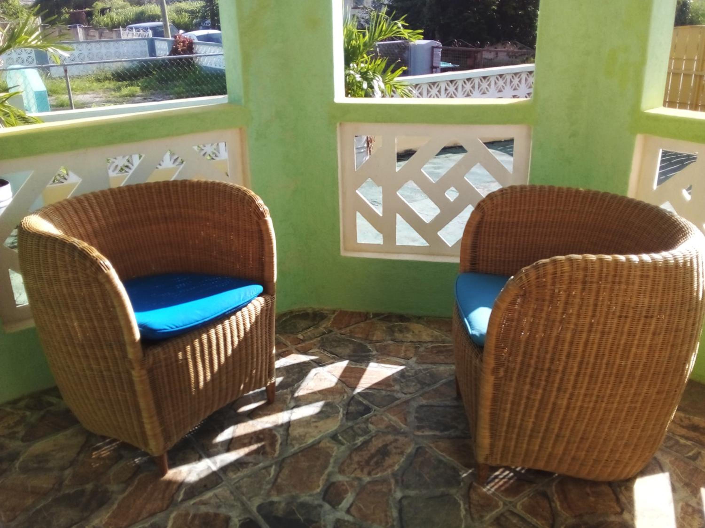 Palm View Room 1