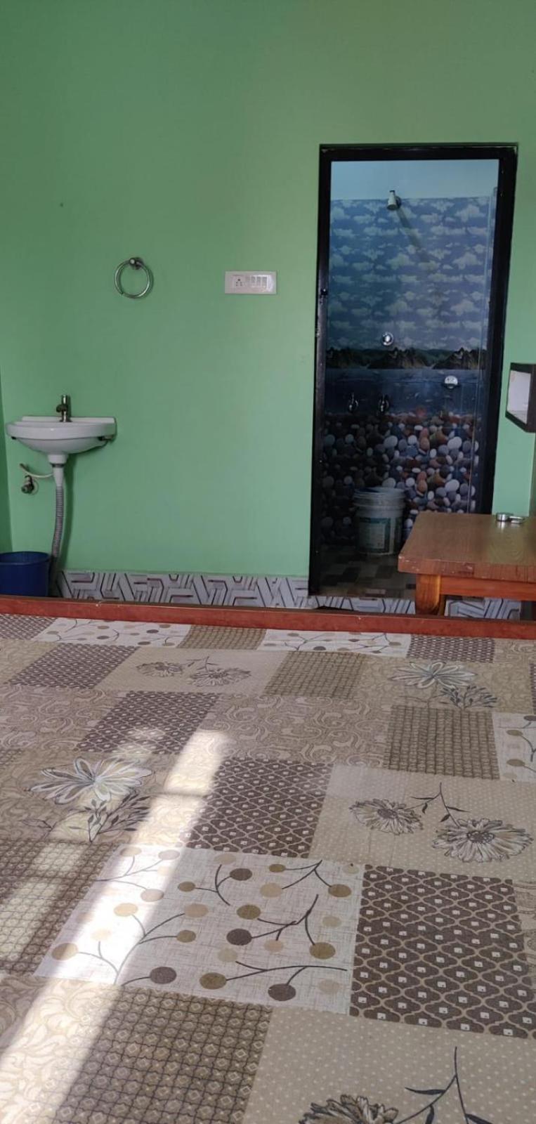 Anirudha Guest House