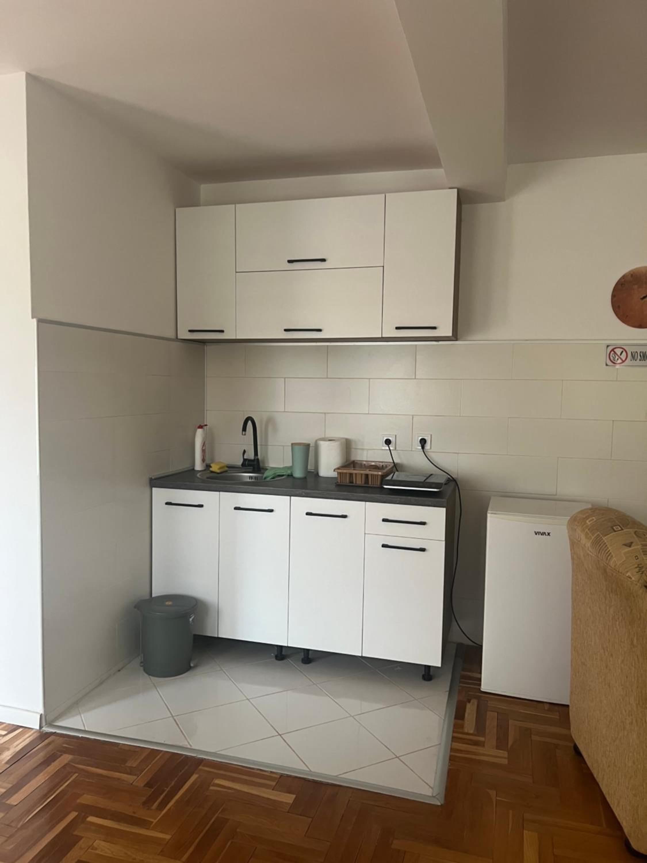 SARAH APARTMENTS