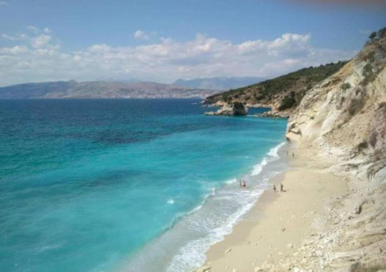 ILLYRIAN Paradise