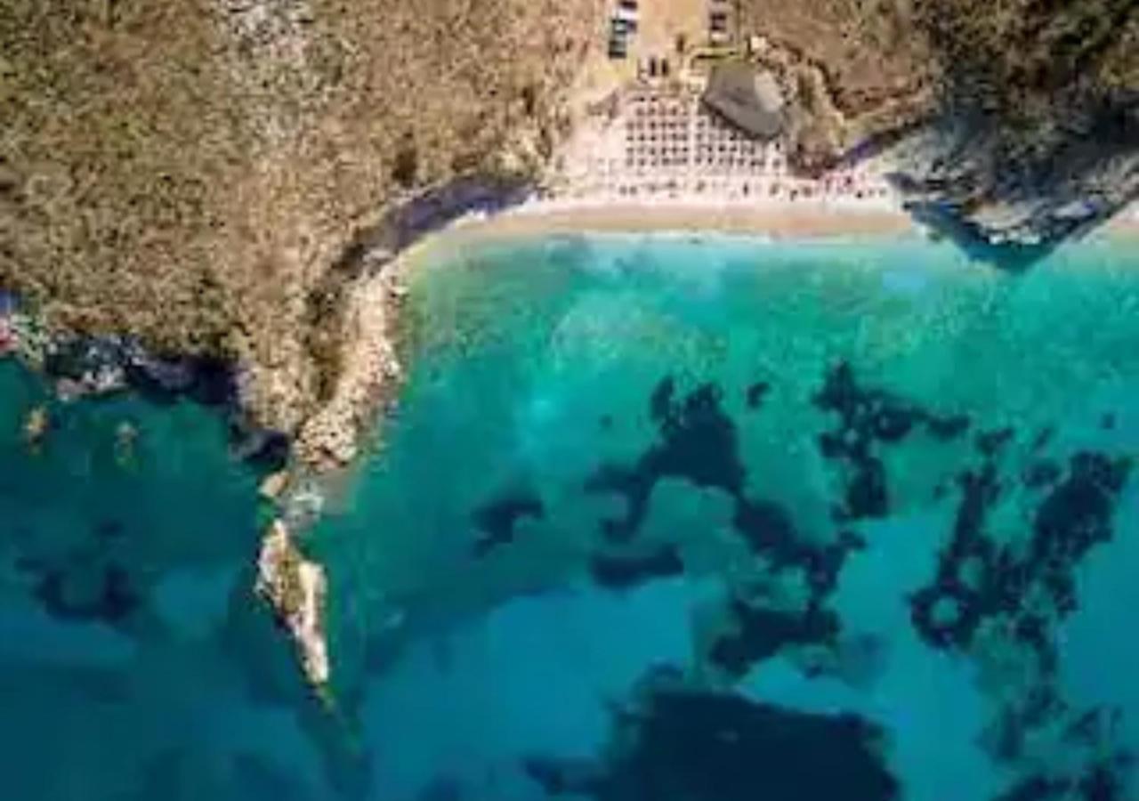 ILLYRIAN Paradise