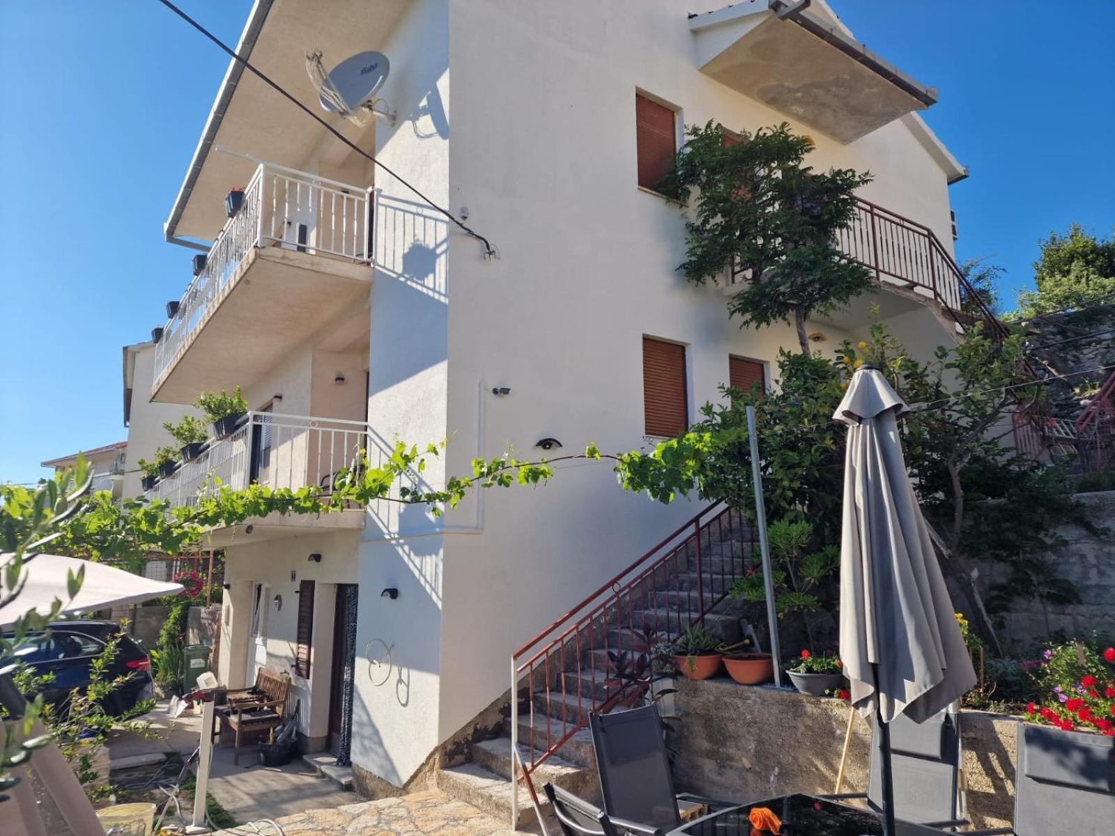 Villa Bravo view 4