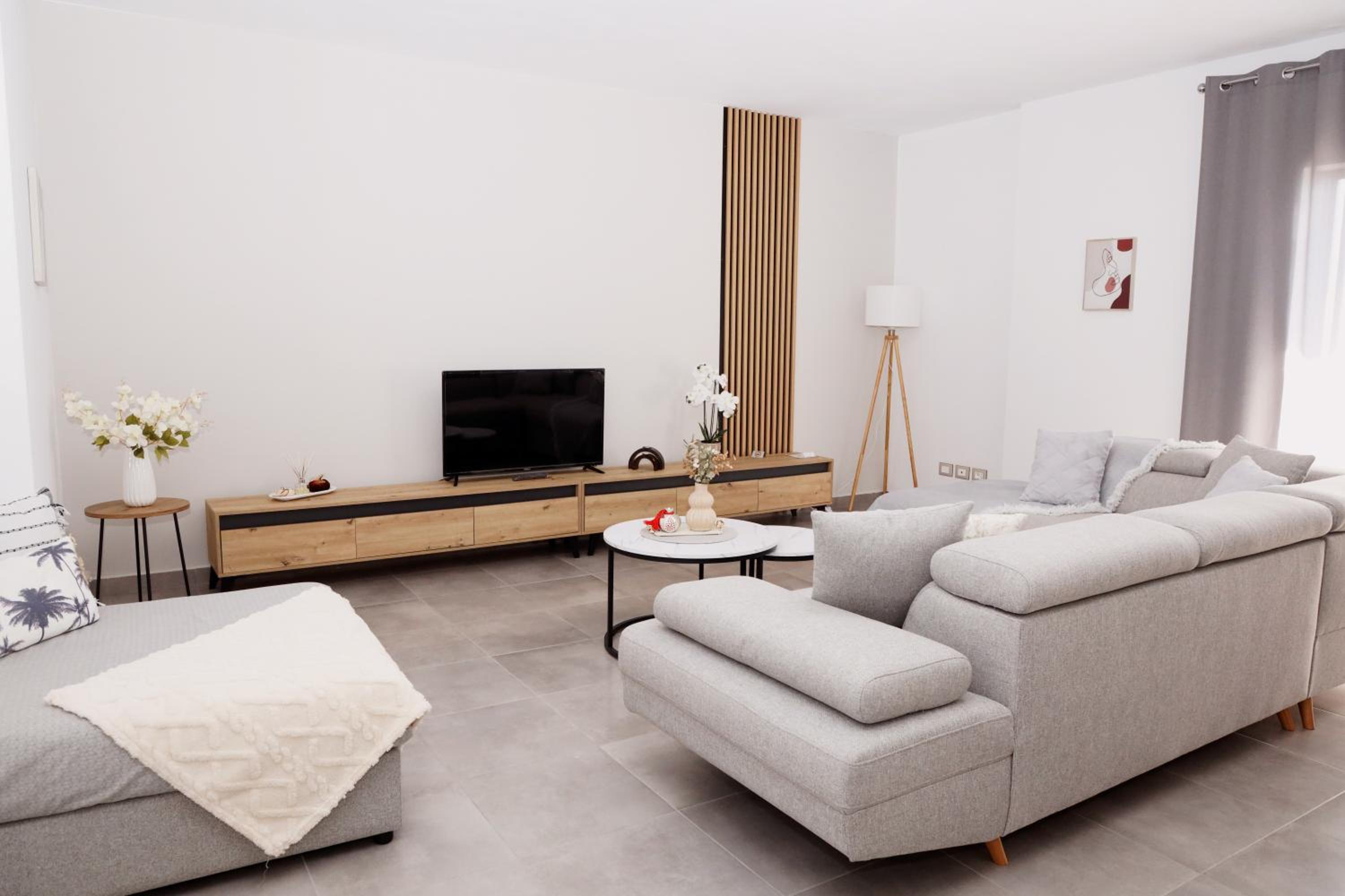 Rajmonda Apartment