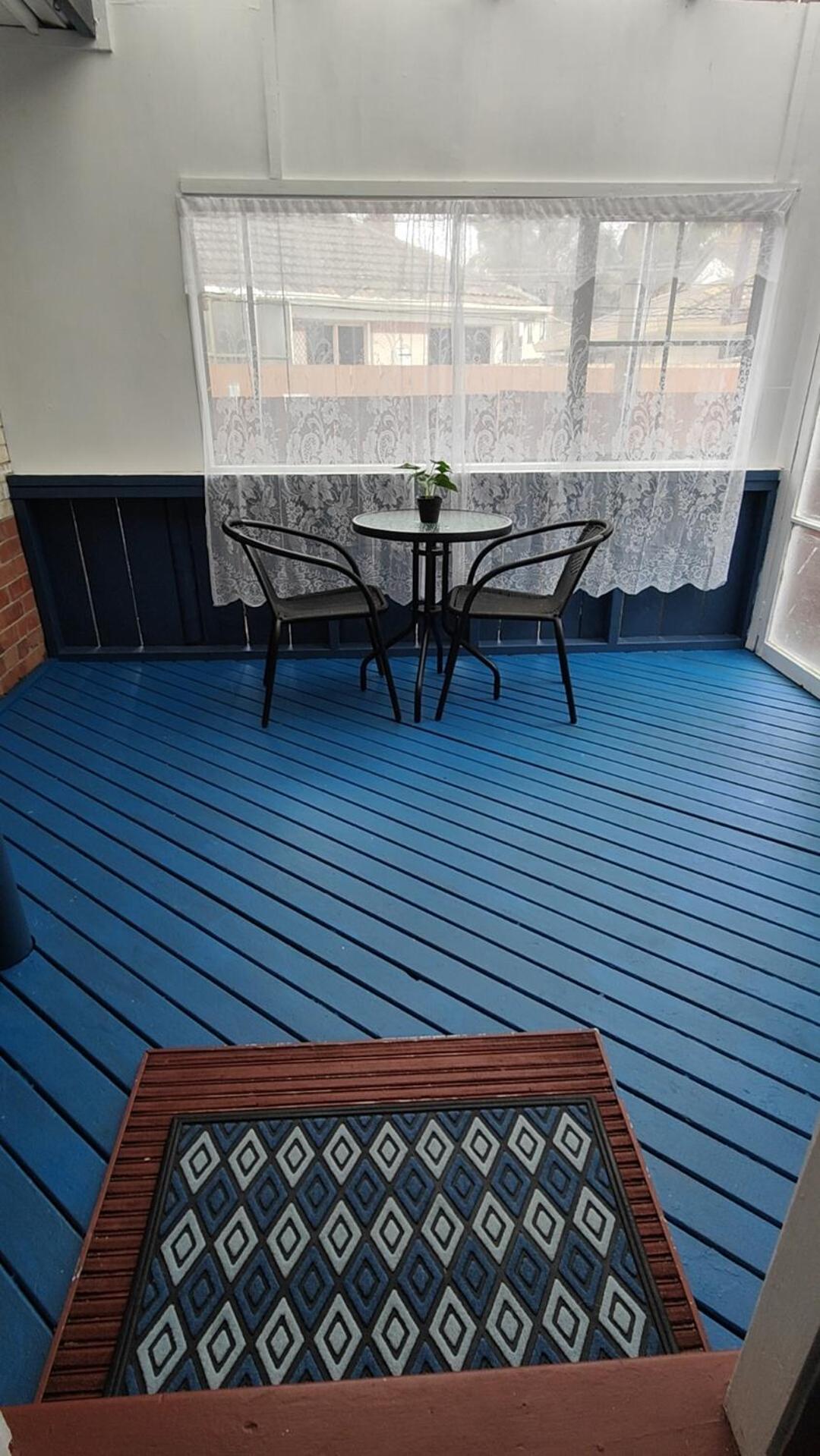 Home Close to Amenities and Airport. photo 2