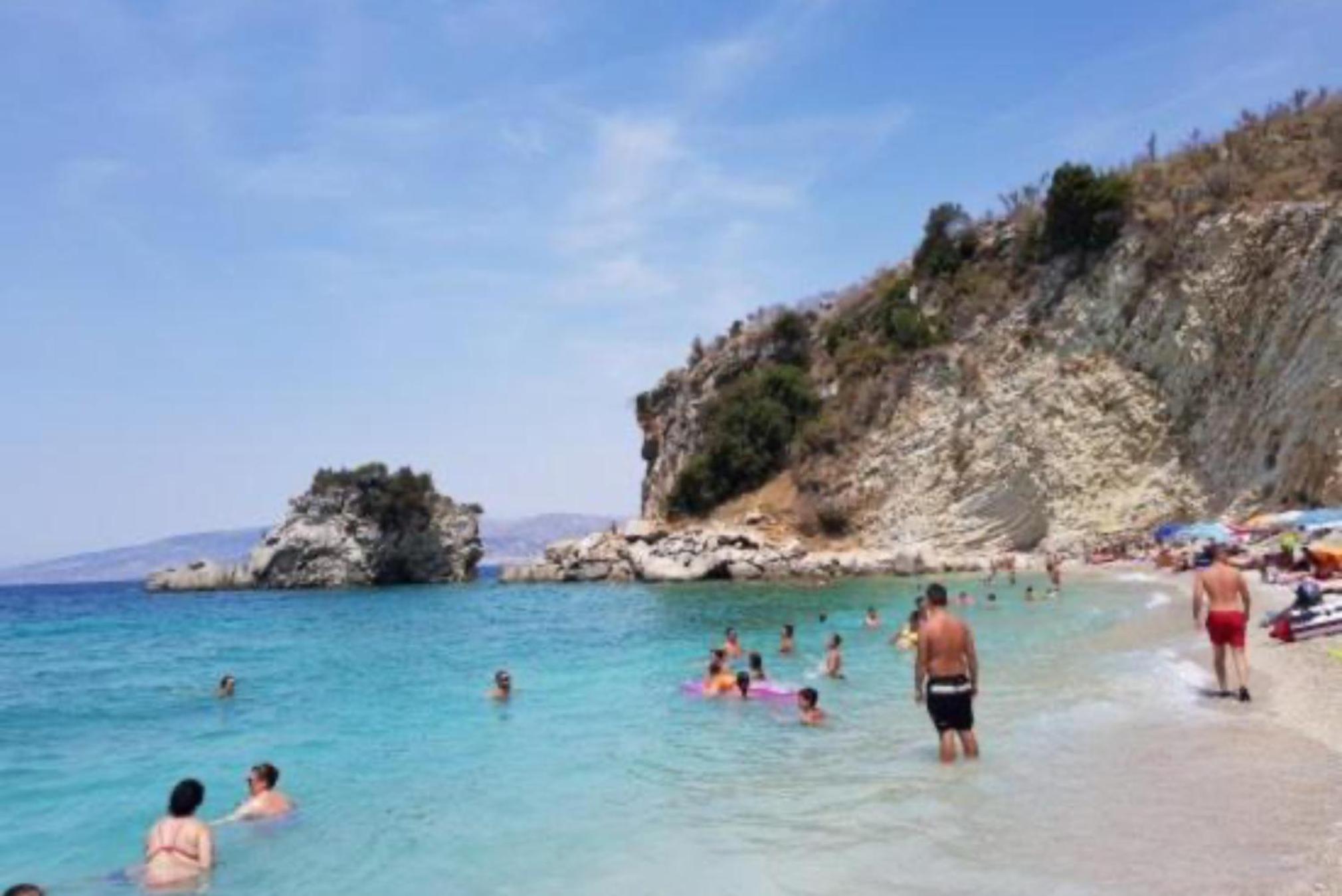 ILLYRIAN Paradise