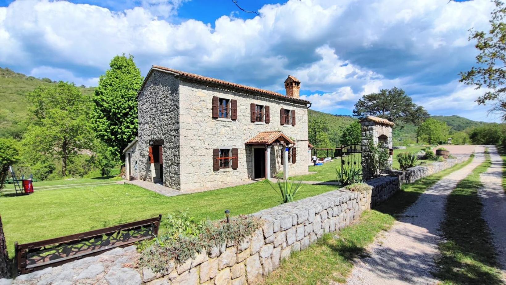 Peaceful Villa Ida&Mirko in nature with private pool