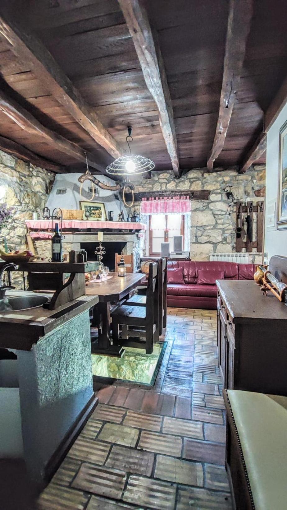Peaceful Villa Ida&Mirko in nature with private pool