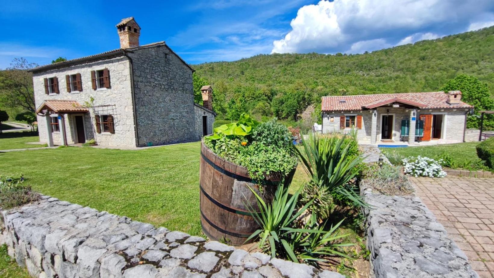 Peaceful Villa Ida&Mirko in nature with private pool
