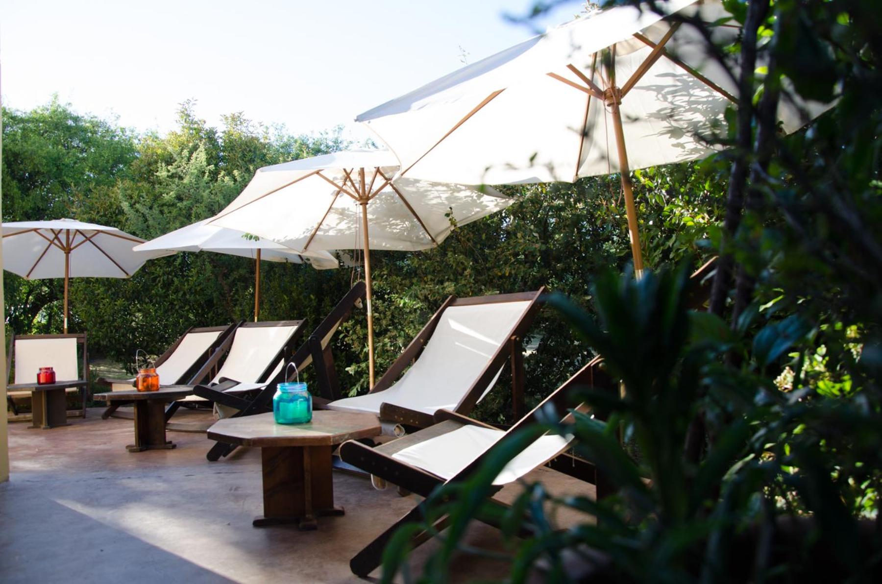 Las Nubes Apart