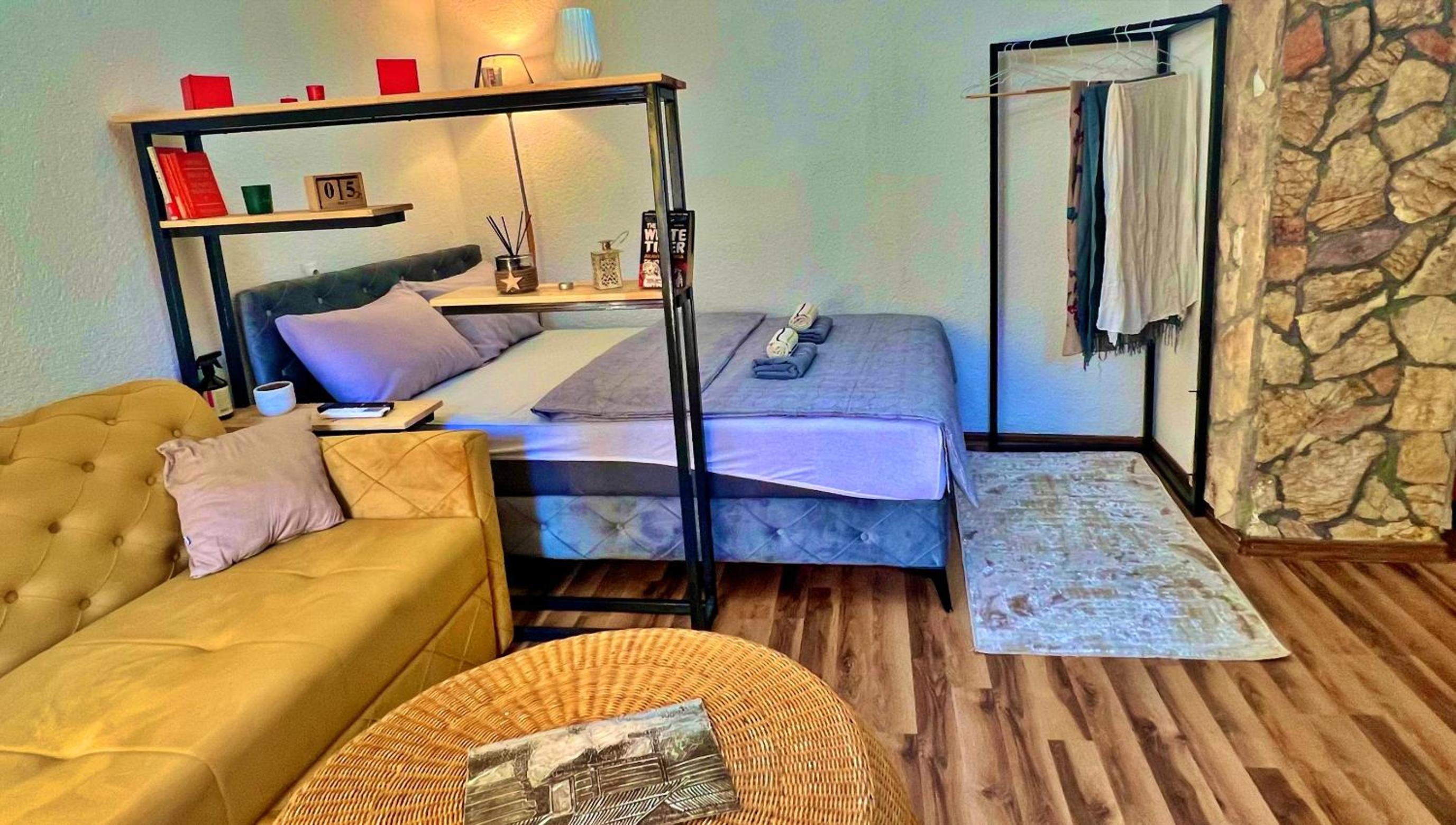 Old Town Studio with Patio