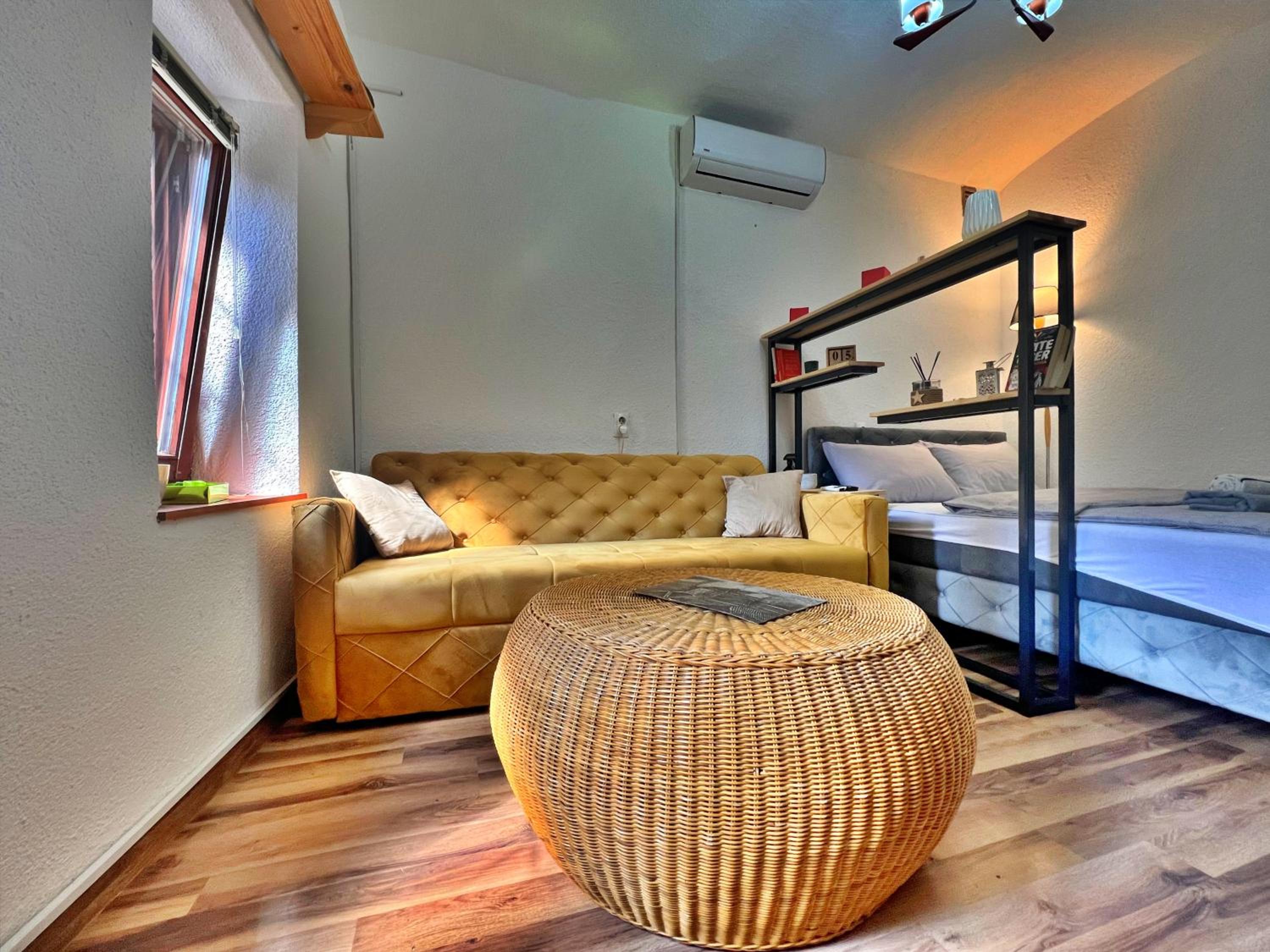 Old Town Studio with Patio