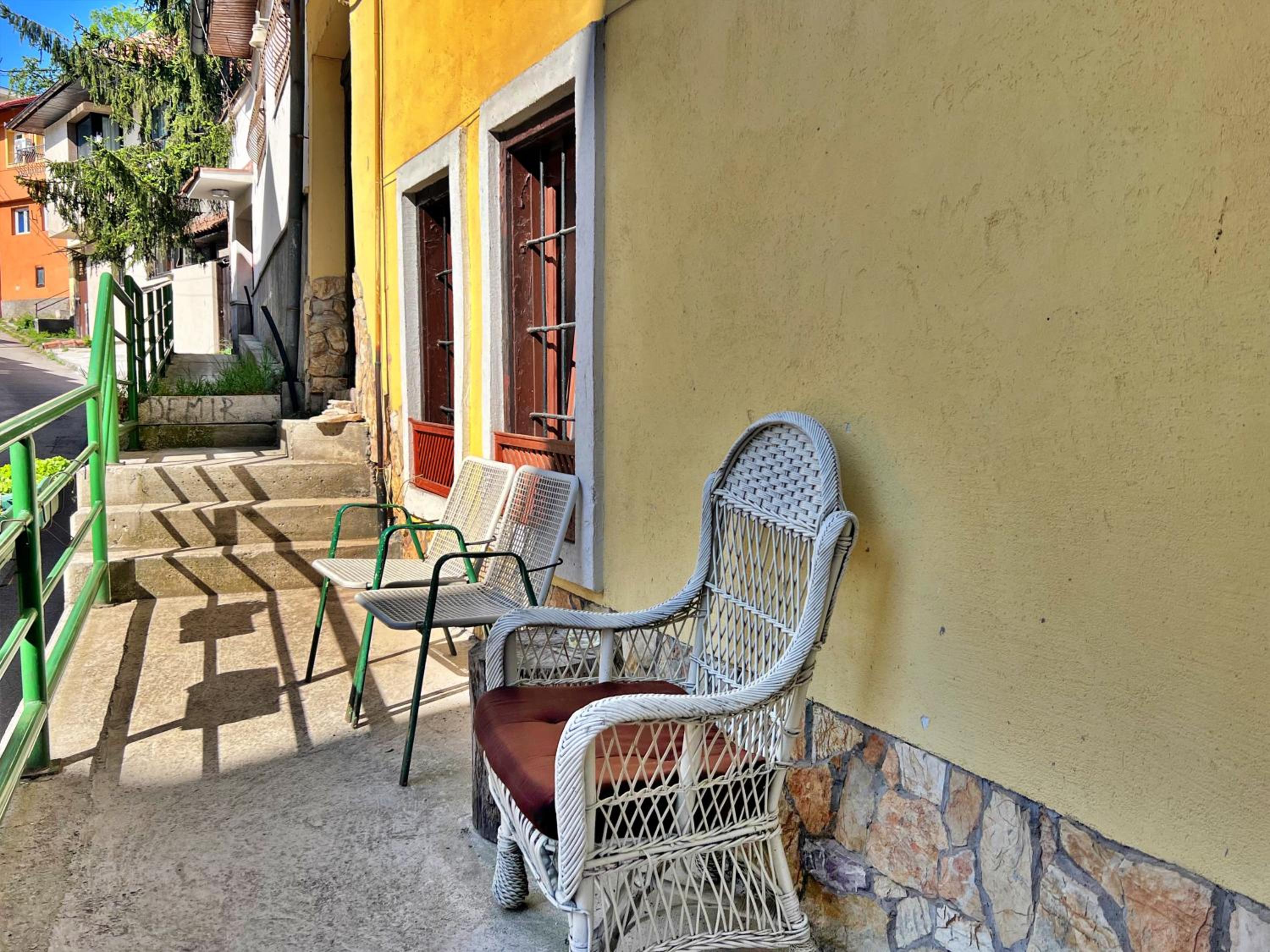 Old Town Studio with Patio